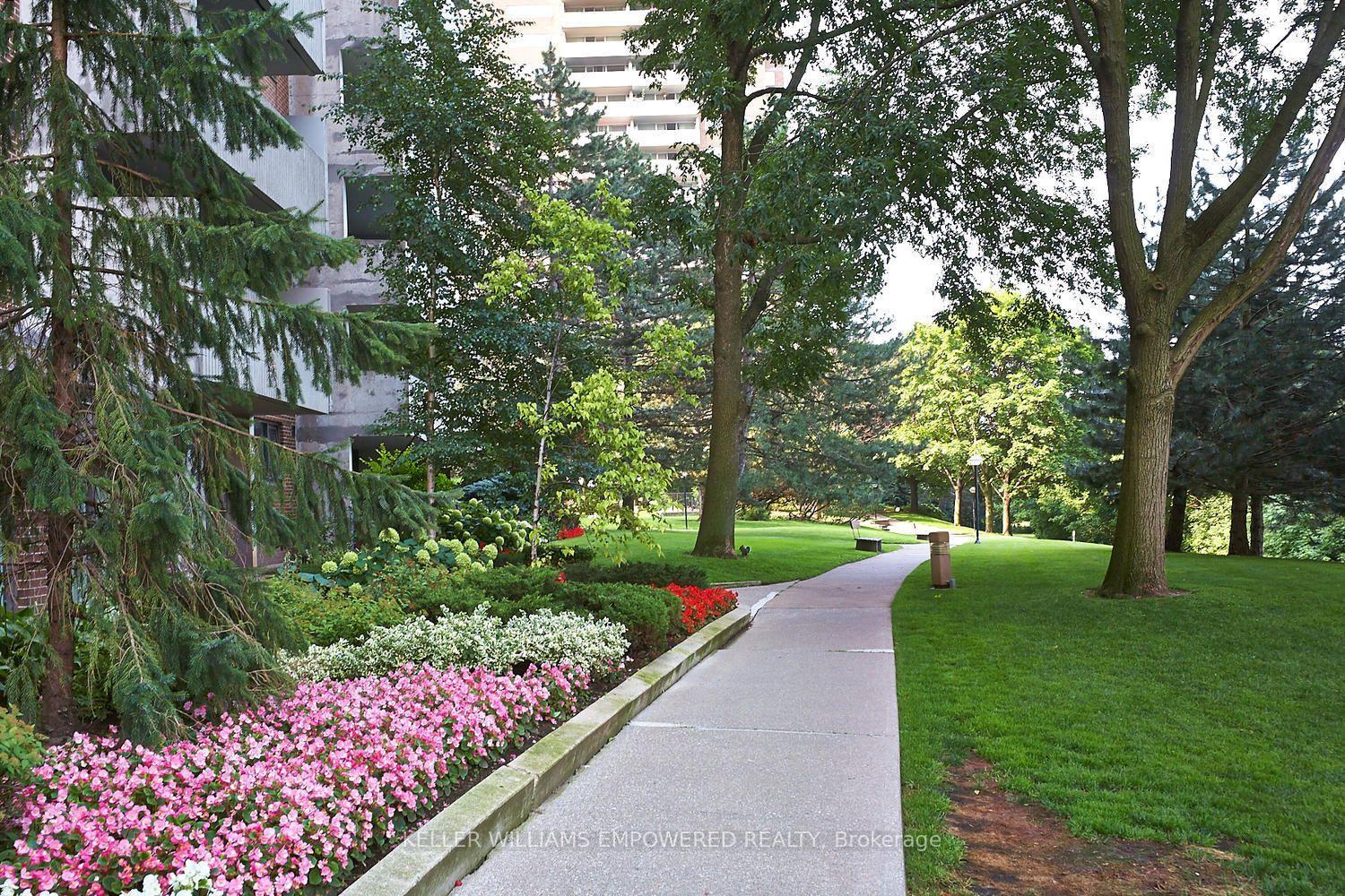 Photo 38 of Unit 409, 270 Scarlett Road, Toronto, Rockcliffe-Smythe — HOMEH