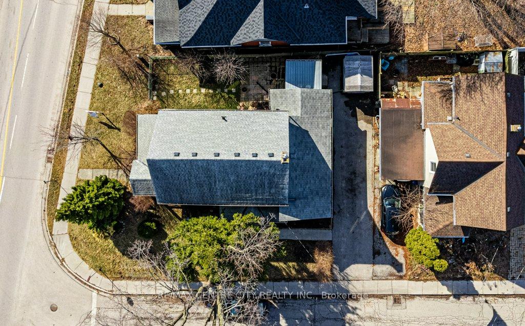 Photo 42 of 52 Princess Avenue, St. Thomas — HOMEH