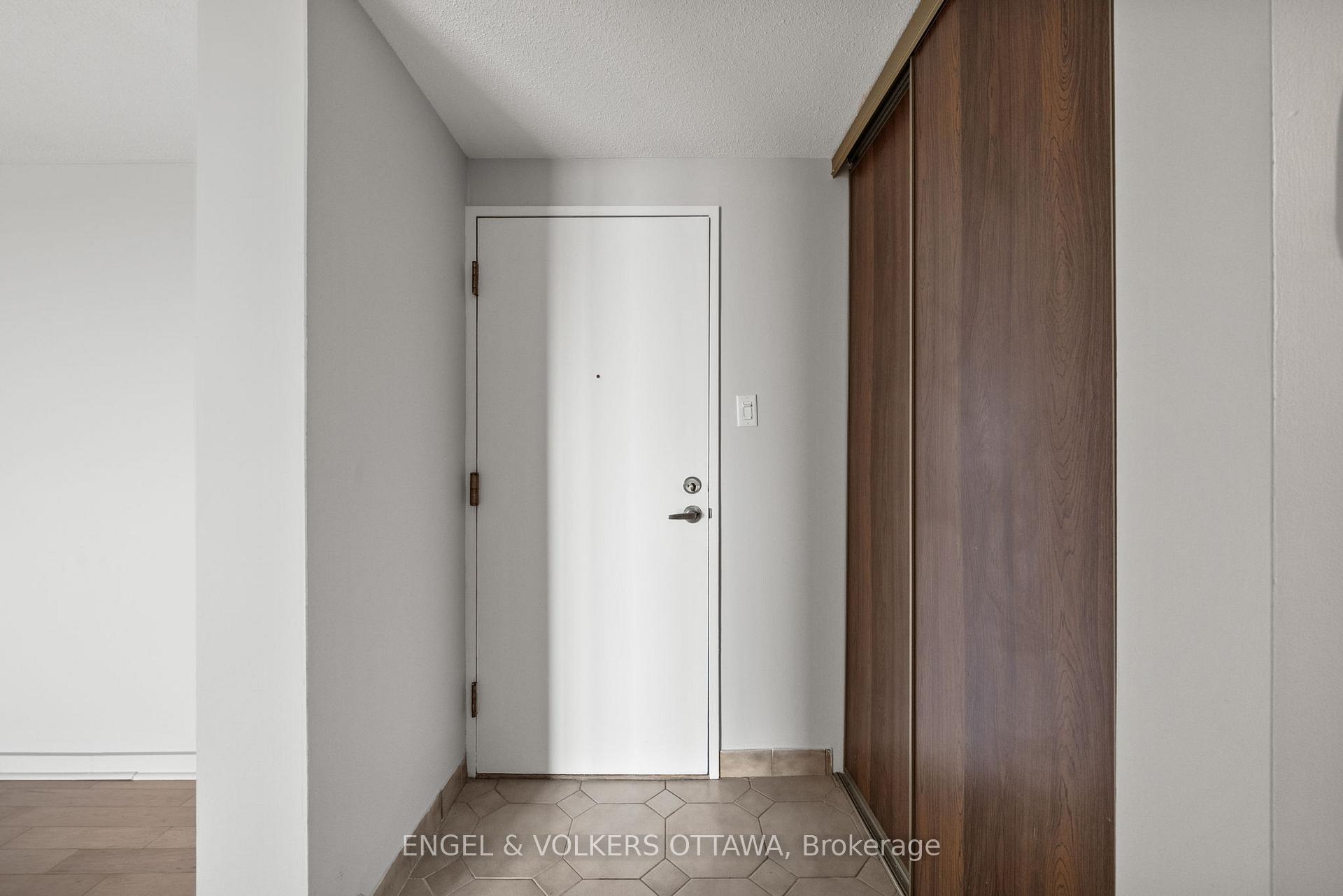 Photo 9 of Unit 1206, 1465 Baseline Road, Ottawa, Copeland Park — HOMEH