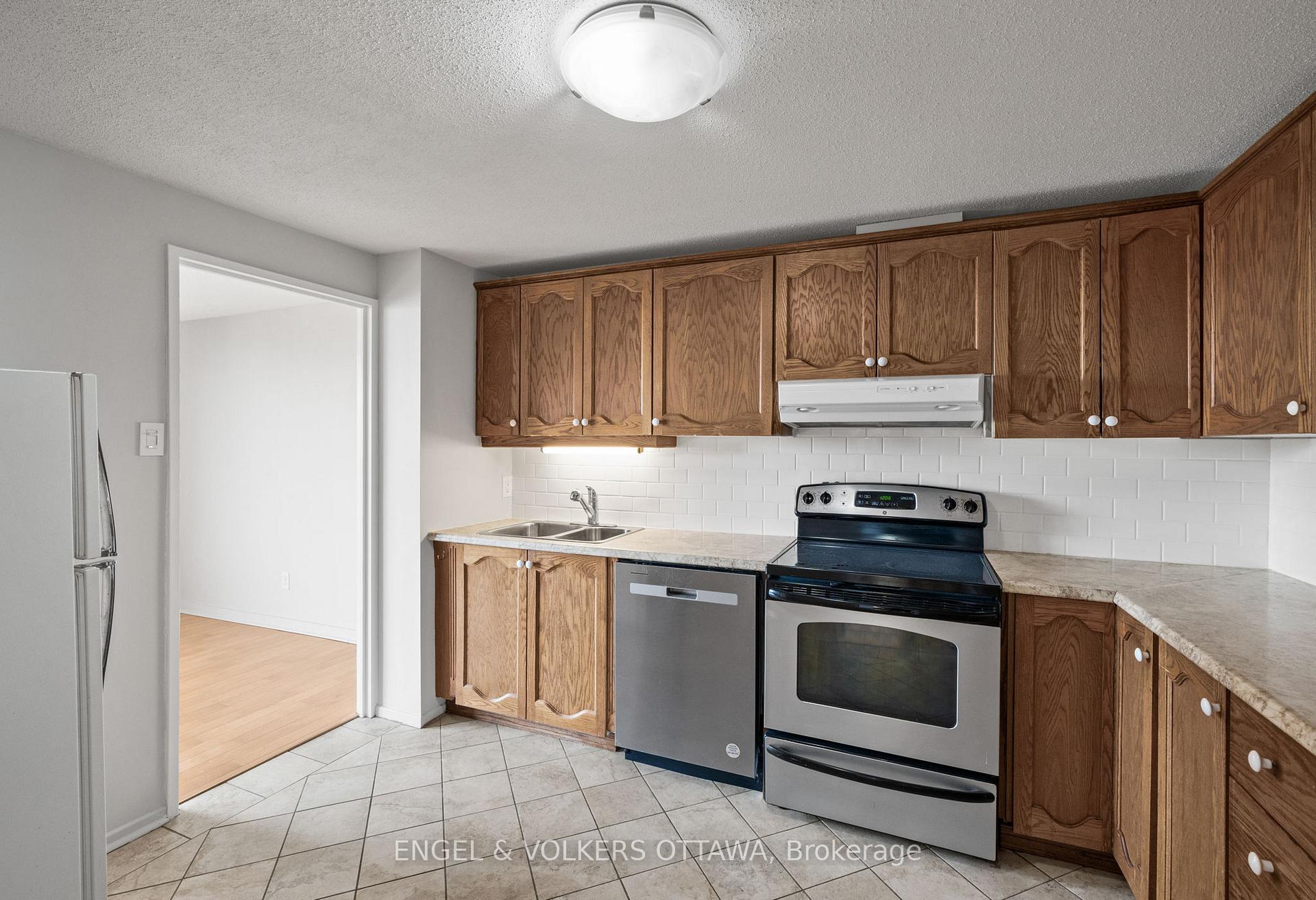 Photo 22 of Unit 1206, 1465 Baseline Road, Ottawa, Copeland Park — HOMEH