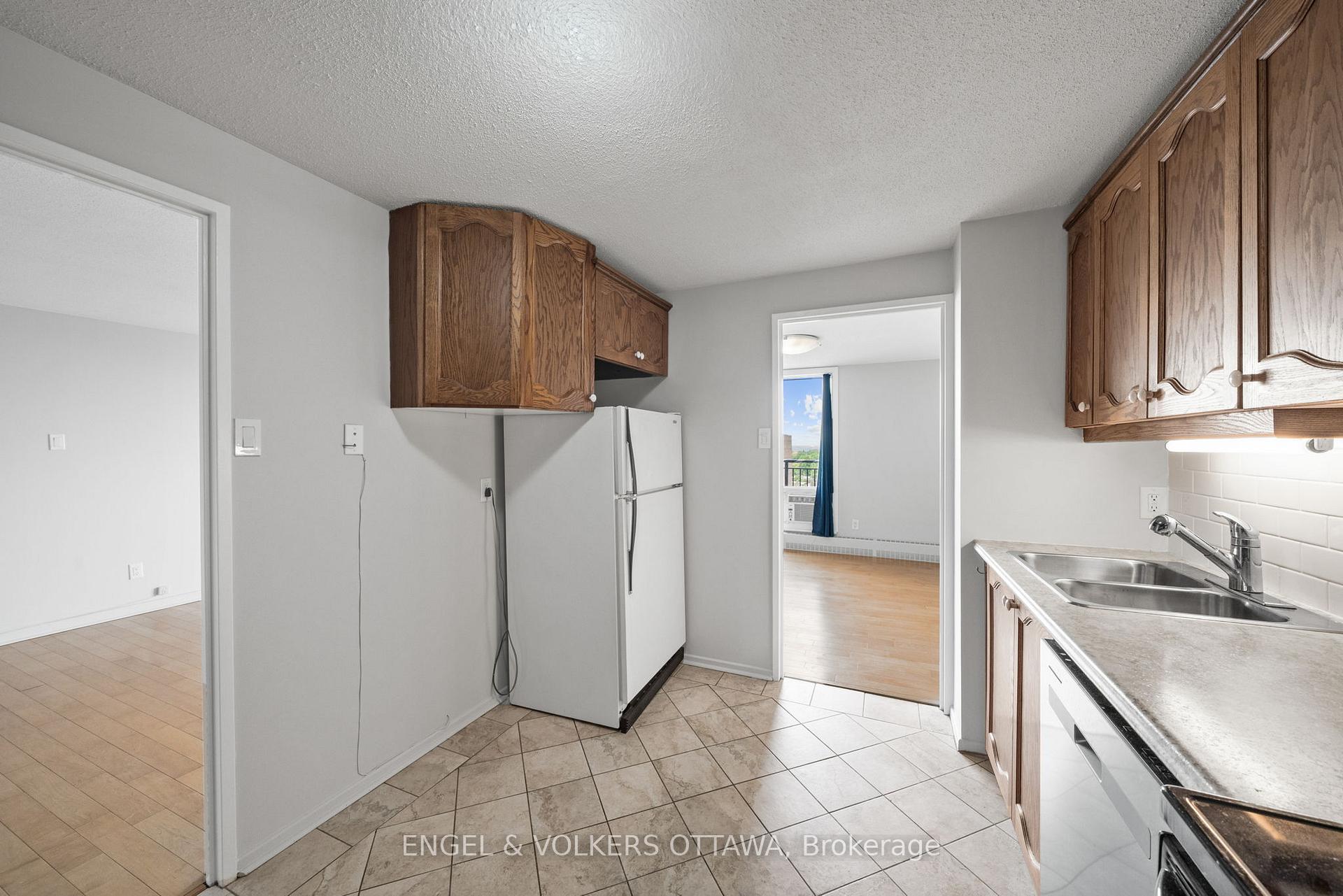 Photo 23 of Unit 1206, 1465 Baseline Road, Ottawa, Copeland Park — HOMEH