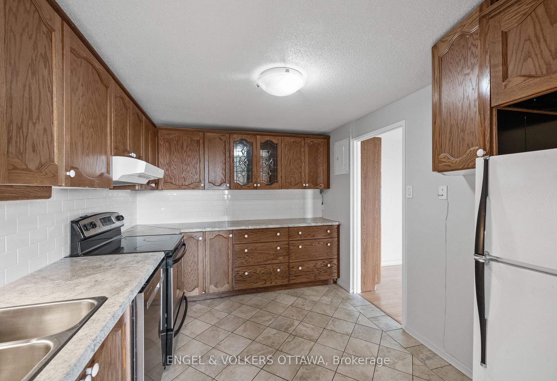 Photo 25 of Unit 1206, 1465 Baseline Road, Ottawa, Copeland Park — HOMEH