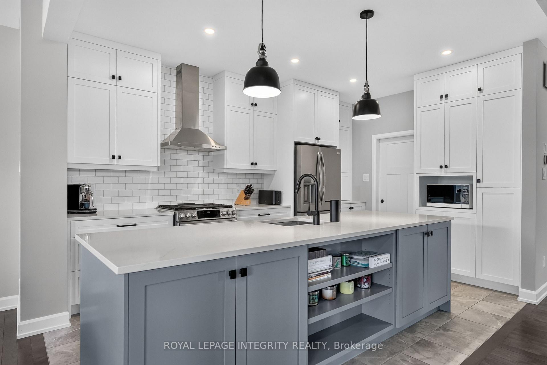 Photo 11 of 501 Cannes Crescent, Ottawa, Avalon East — HOMEH