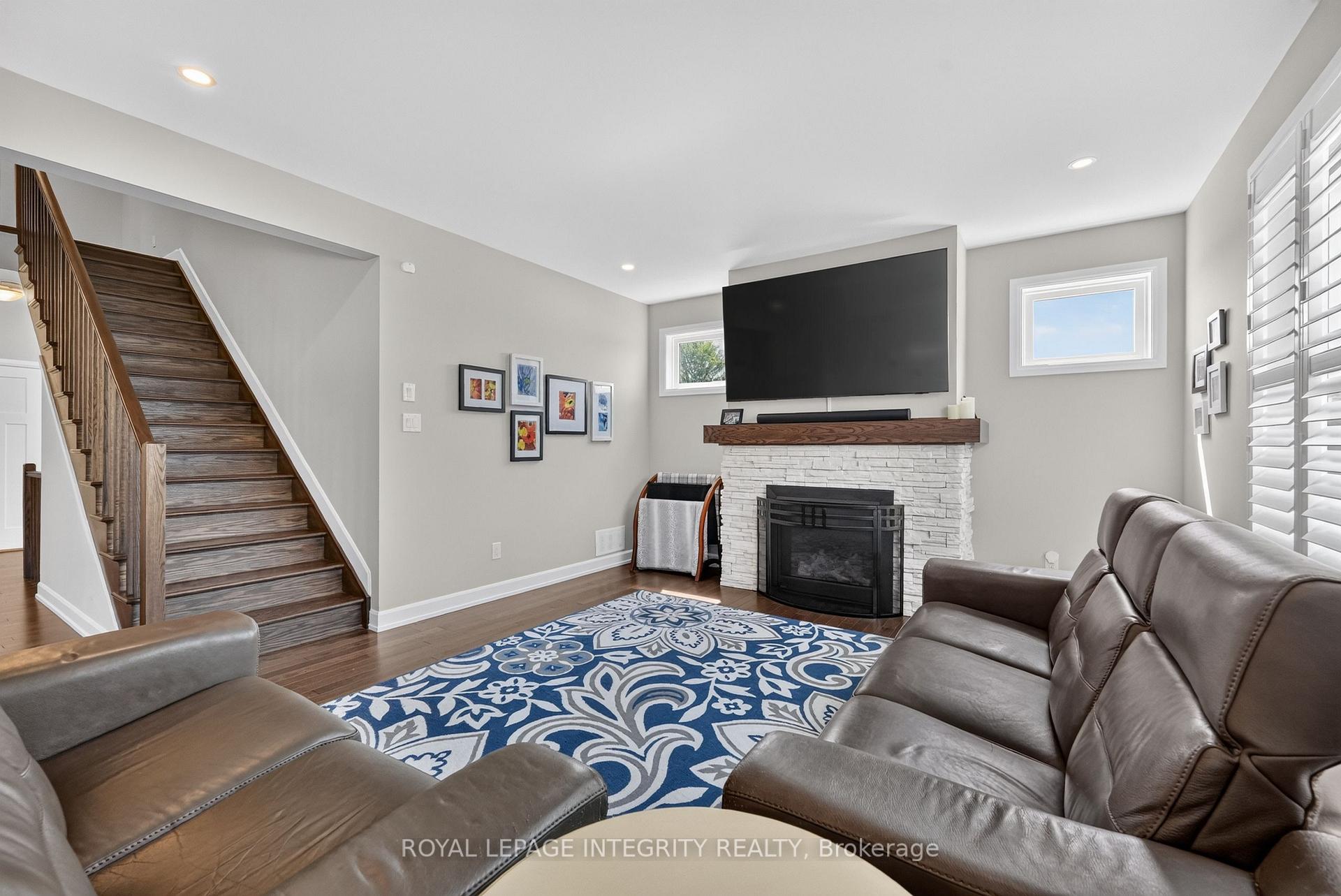 Photo 17 of 501 Cannes Crescent, Ottawa, Avalon East — HOMEH