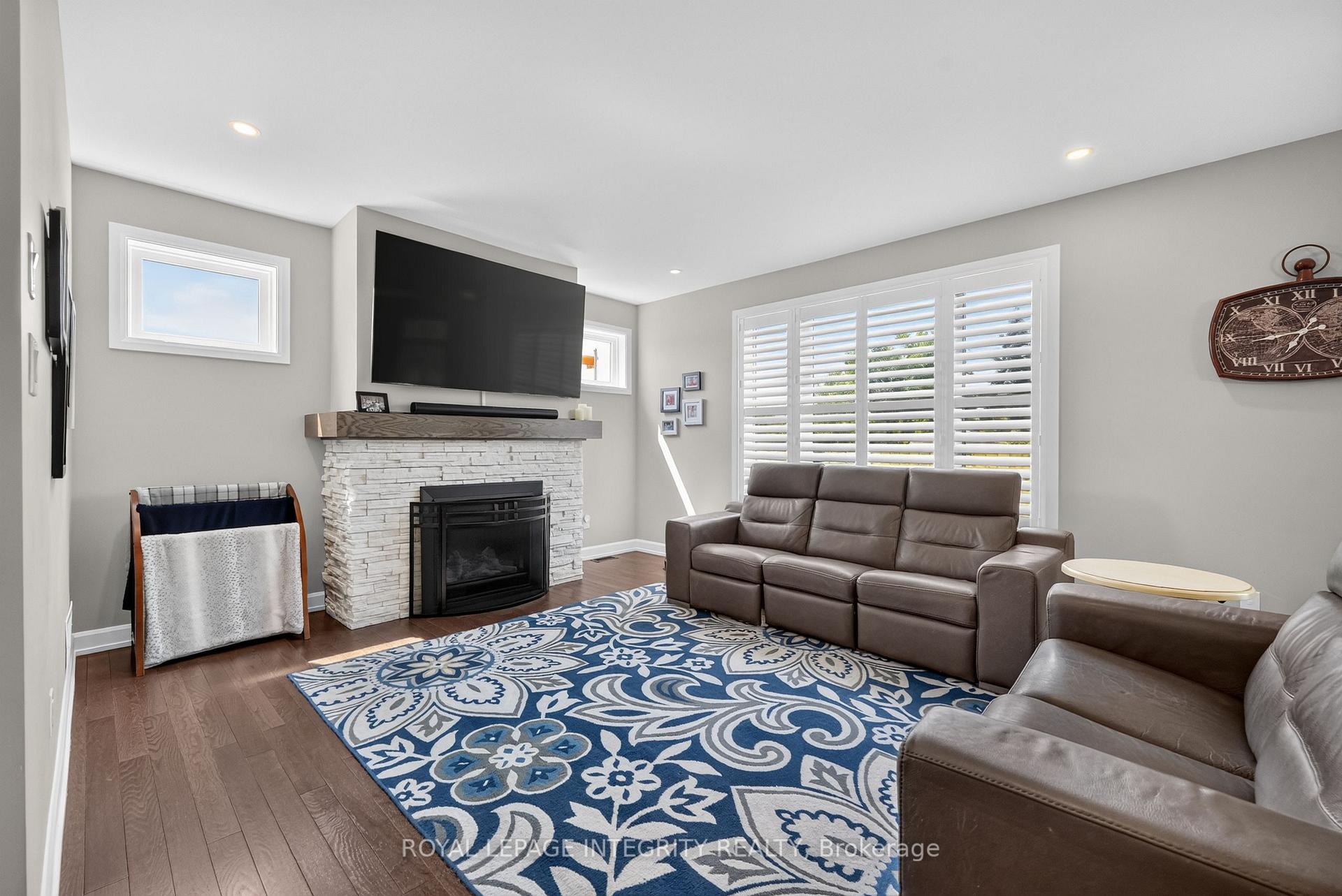 Photo 18 of 501 Cannes Crescent, Ottawa, Avalon East — HOMEH