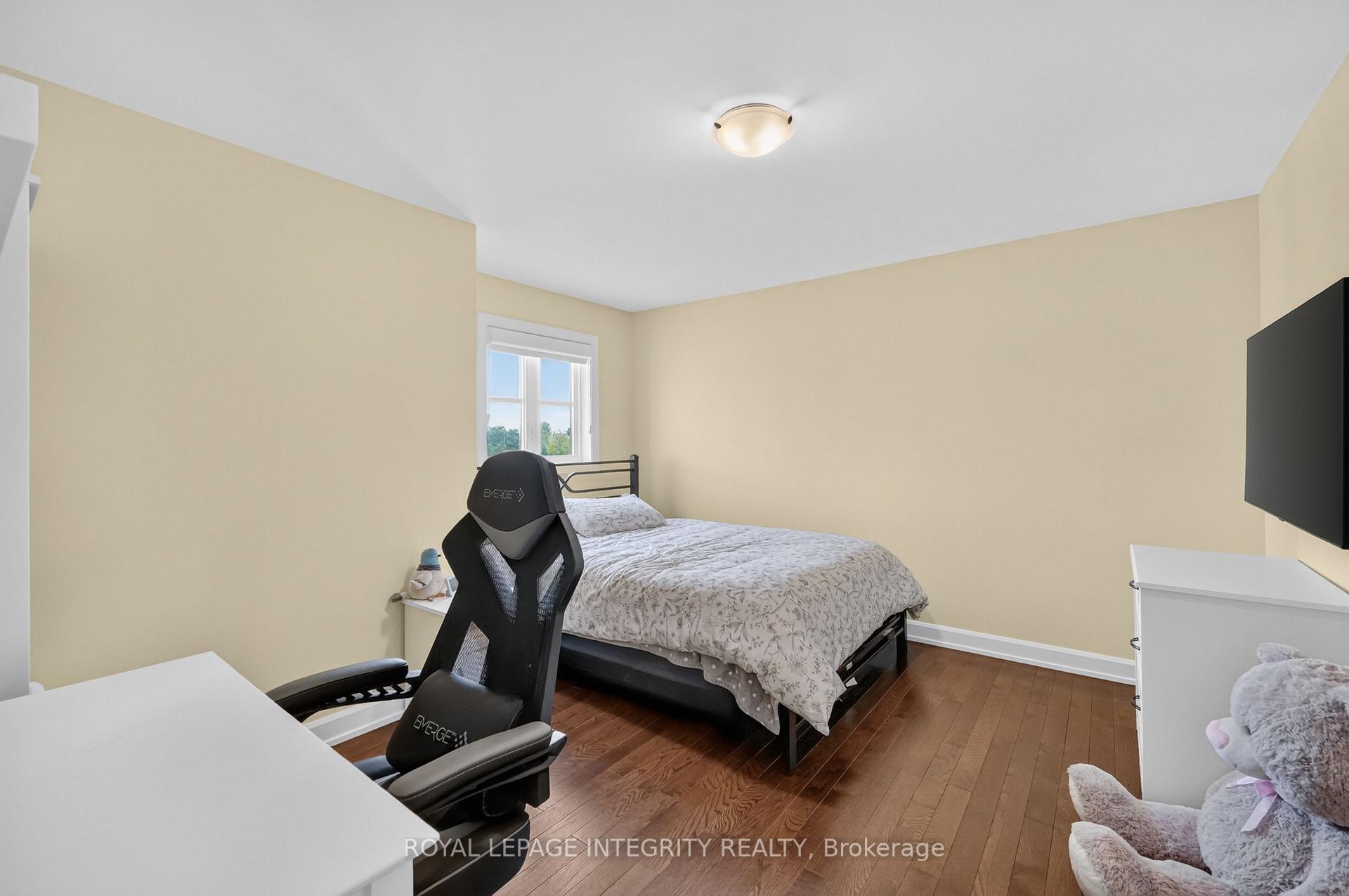 Photo 28 of 501 Cannes Crescent, Ottawa, Avalon East — HOMEH