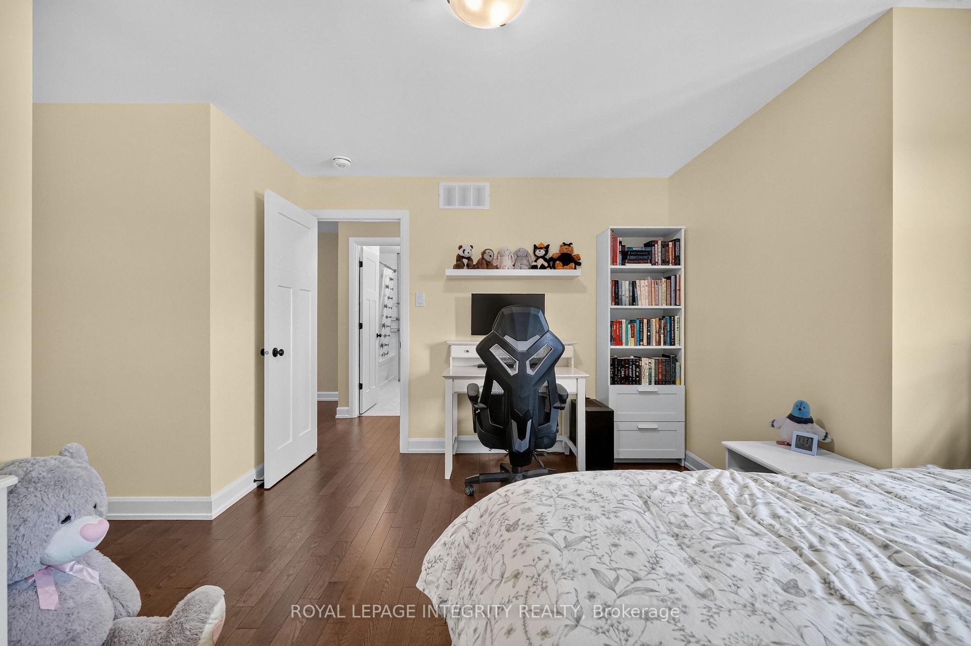 Photo 29 of 501 Cannes Crescent, Ottawa, Avalon East — HOMEH