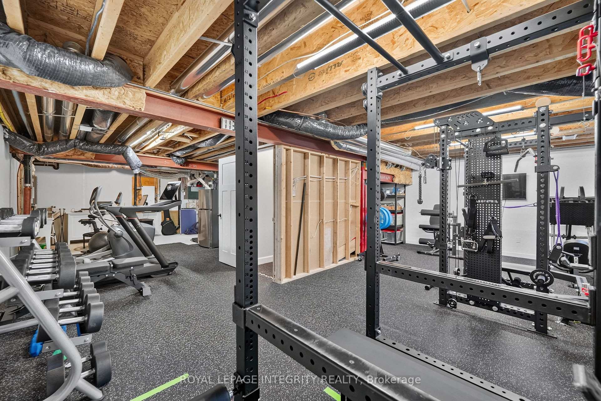 Photo 36 of 501 Cannes Crescent, Ottawa, Avalon East — HOMEH