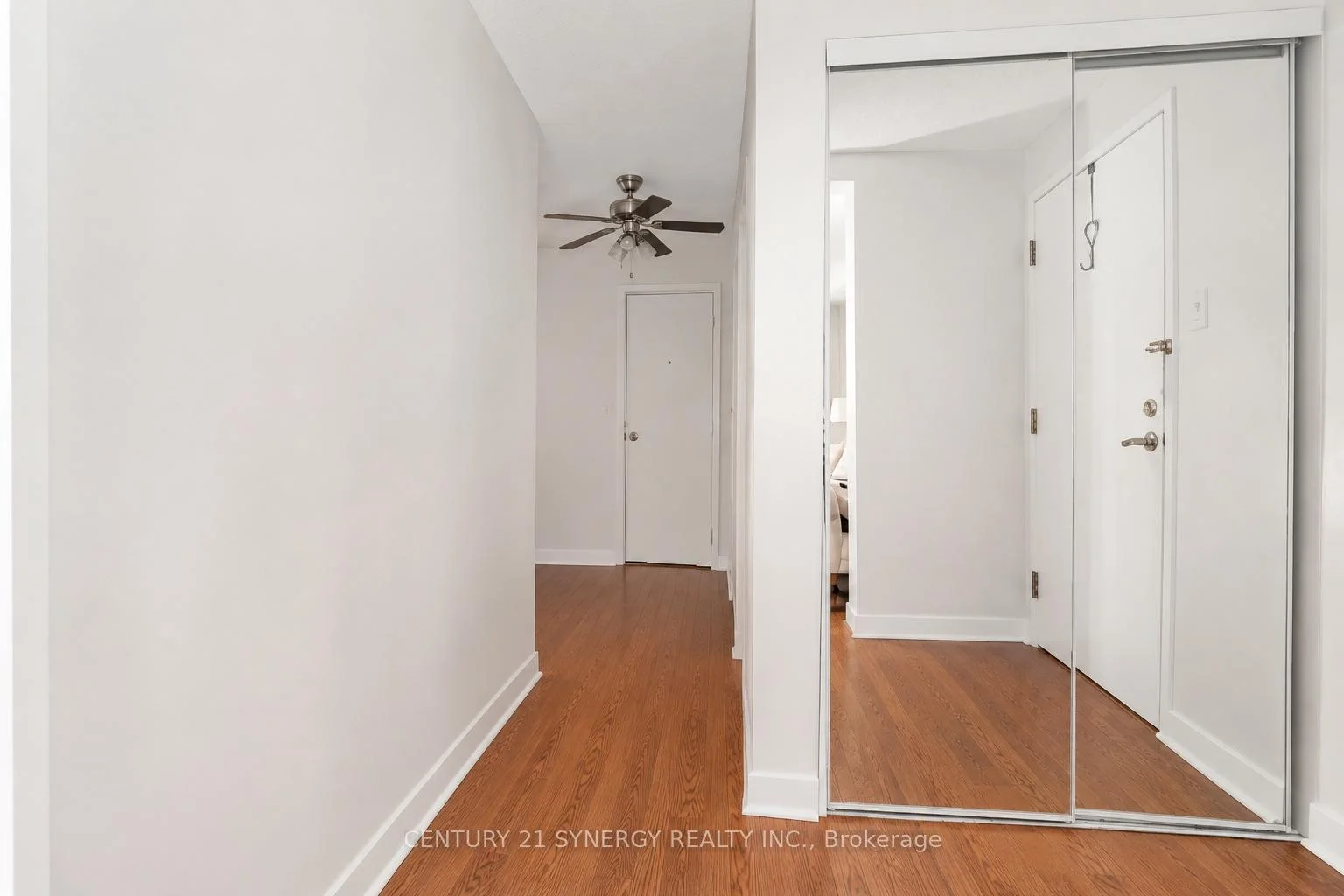 Photo 4 of Unit 809, 1465 Baseline Road, Ottawa, Copeland Park — HOMEH