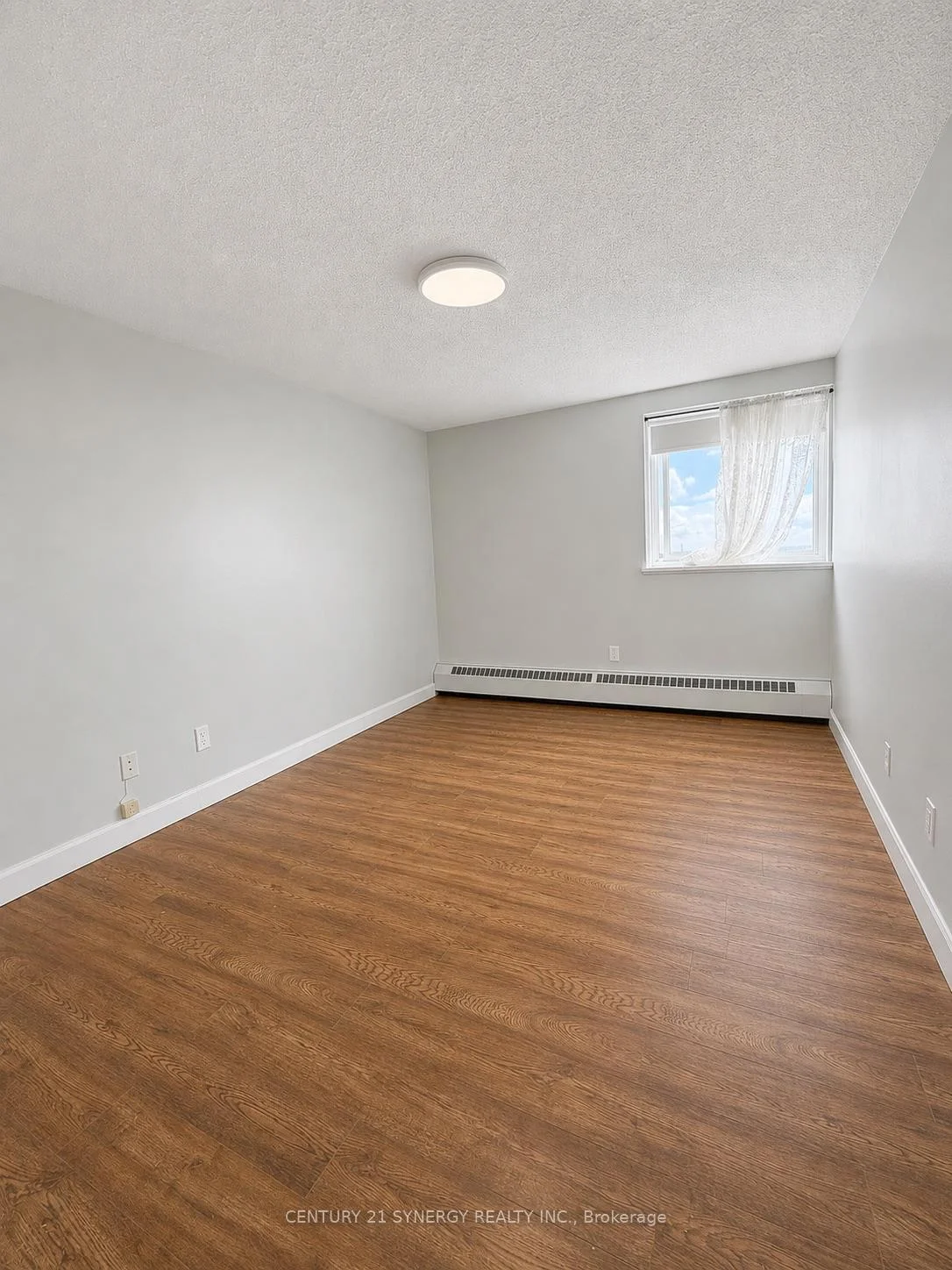 Photo 9 of Unit 809, 1465 Baseline Road, Ottawa, Copeland Park — HOMEH
