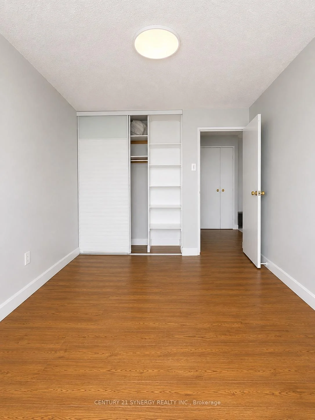 Photo 10 of Unit 809, 1465 Baseline Road, Ottawa, Copeland Park — HOMEH