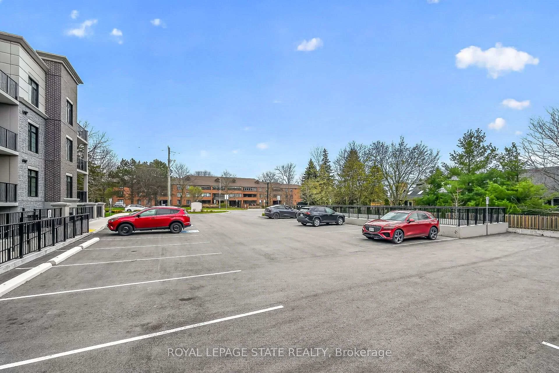 Photo 2 of Unit 310, 153 Wilson Street W, Hamilton, Ancaster — HOMEH