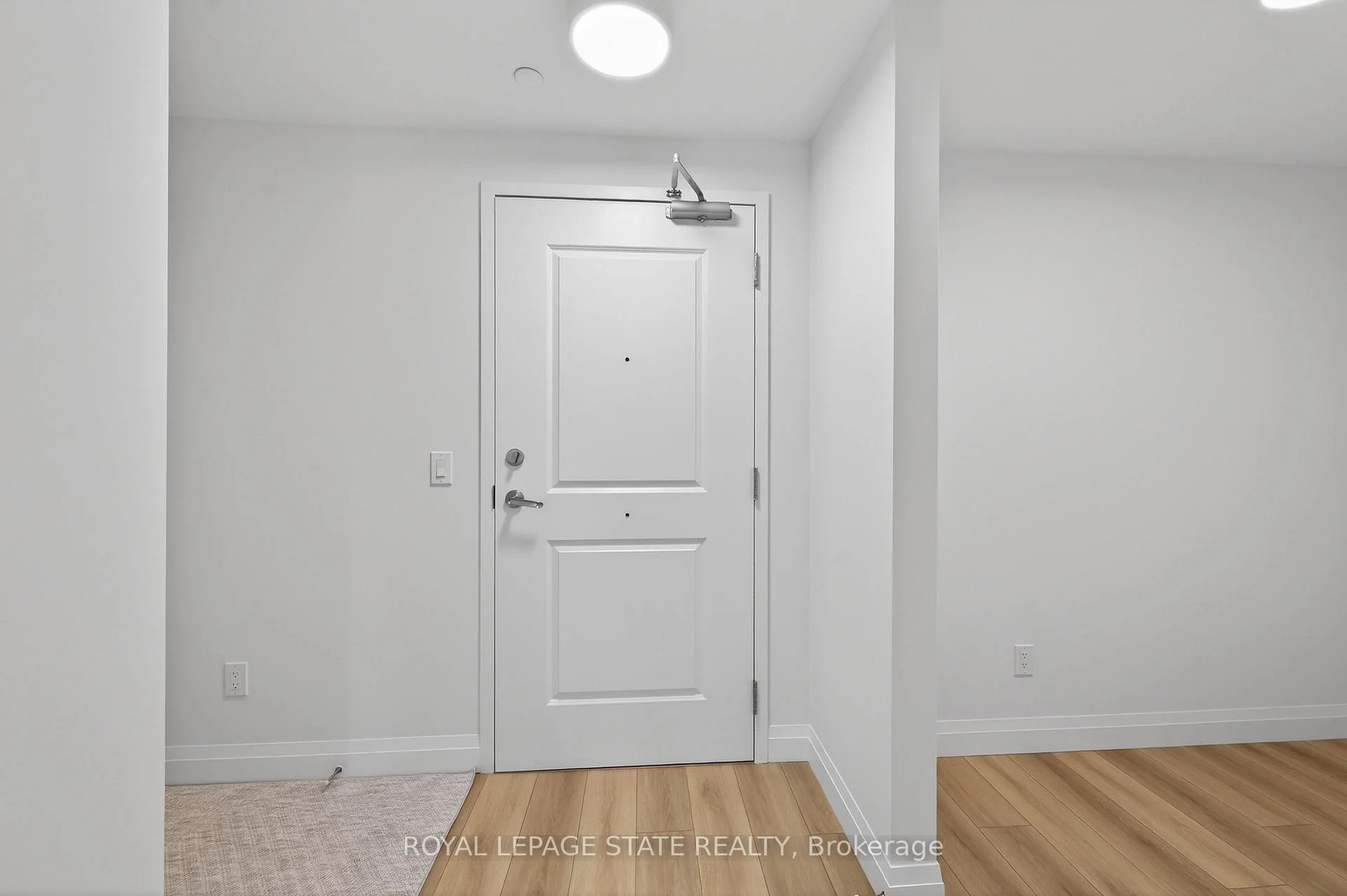 Photo 6 of Unit 310, 153 Wilson Street W, Hamilton, Ancaster — HOMEH