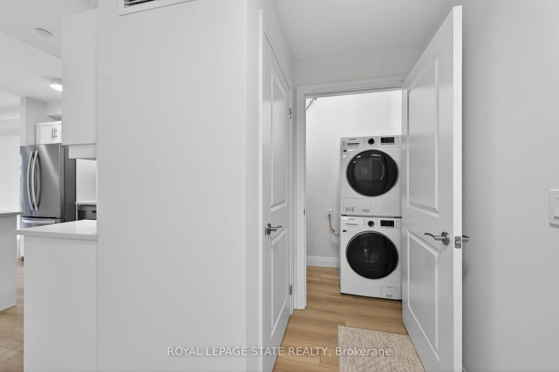 Photo 8 of Unit 310, 153 Wilson Street W, Hamilton, Ancaster — HOMEH