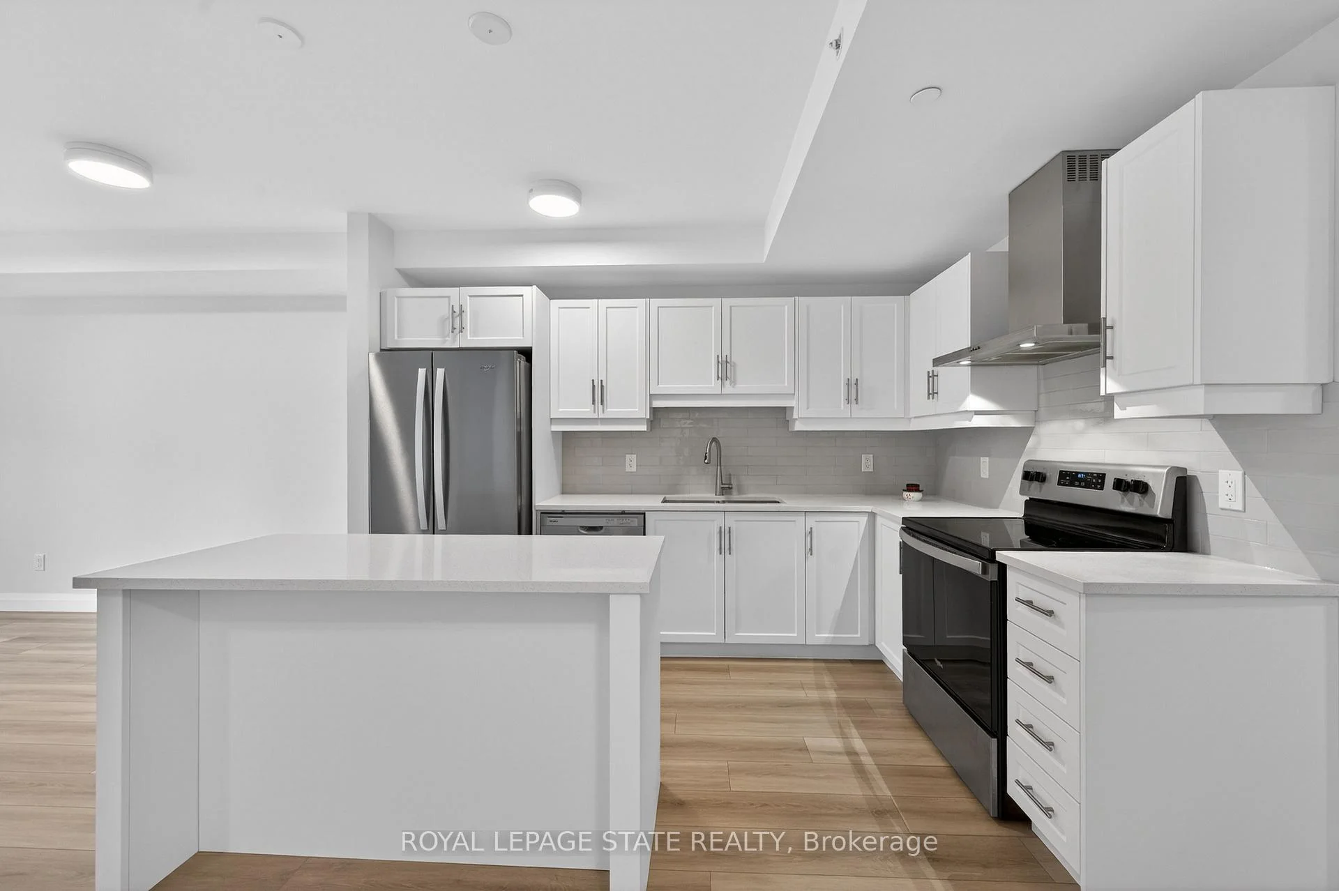 Photo 12 of Unit 310, 153 Wilson Street W, Hamilton, Ancaster — HOMEH
