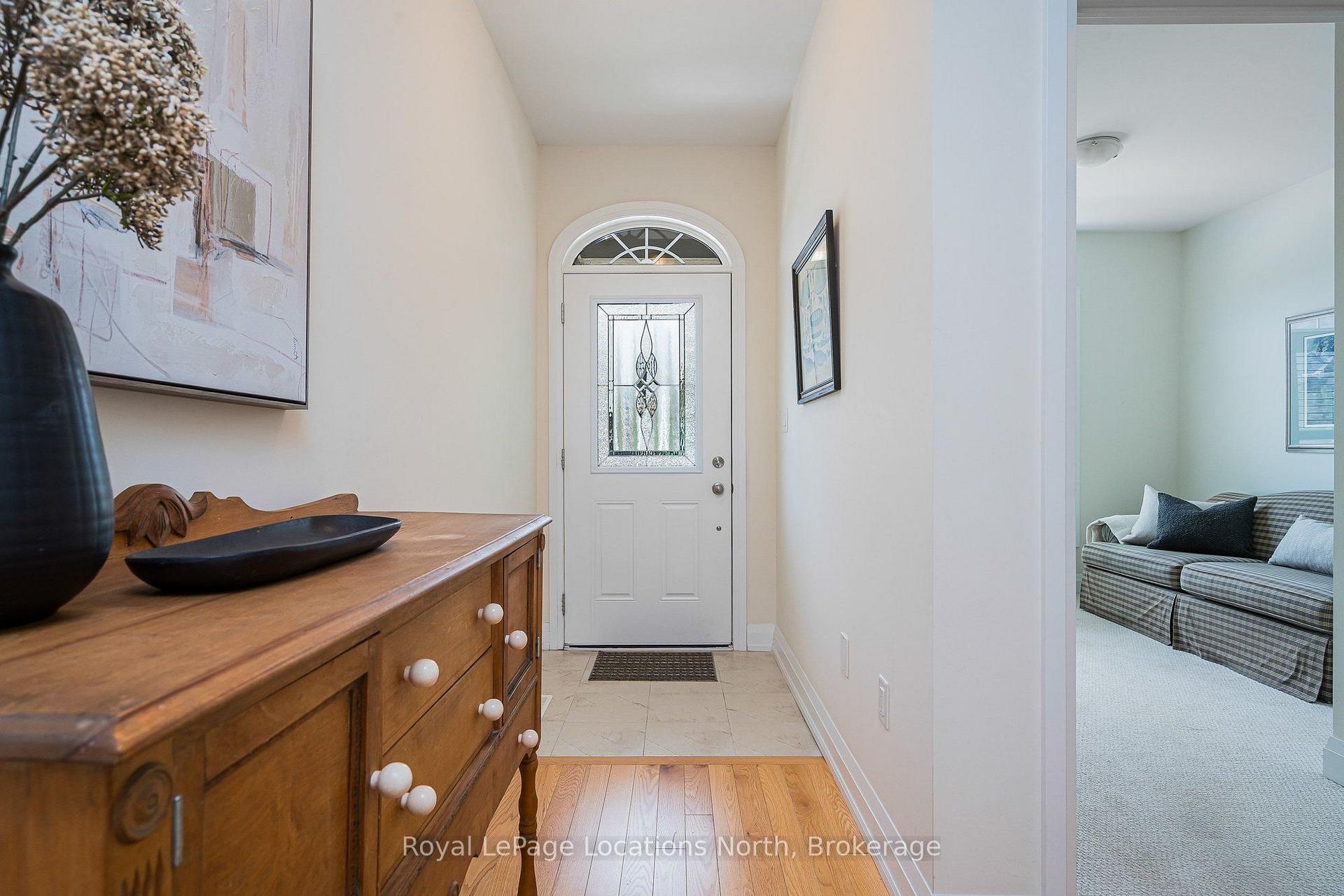 Photo 7 of 81 Kari Crescent, Collingwood — HOMEH
