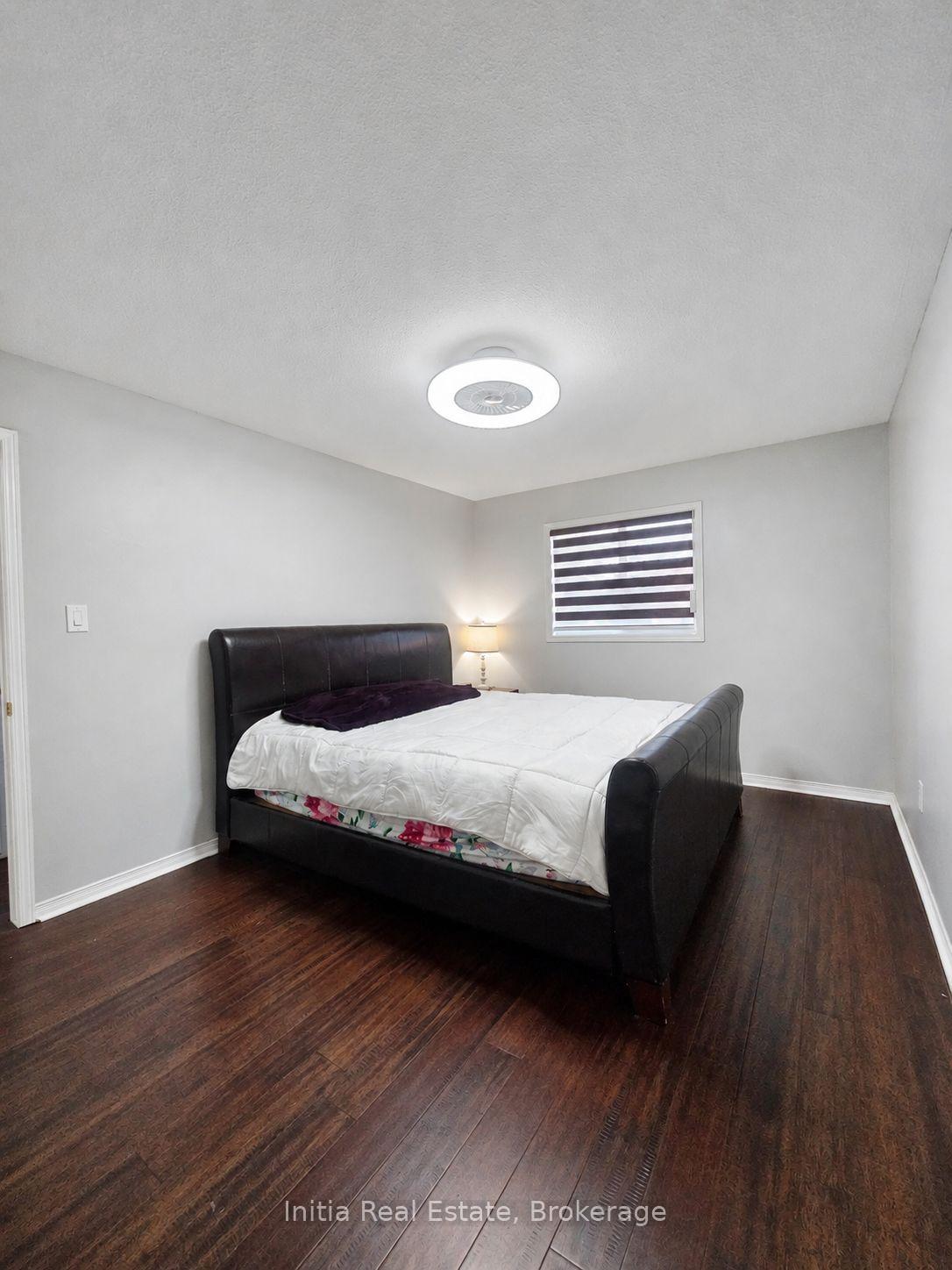 Photo 35 of 34 Bellrock Crescent, London, East D — HOMEH