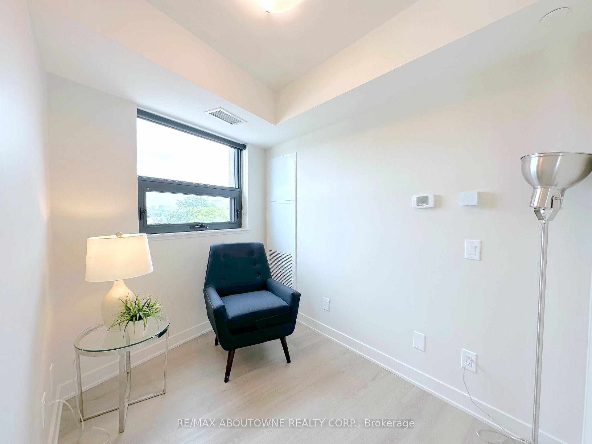 Photo 7 of Unit 521, 3385 Dundas Street W, Toronto, Runnymede-Bloor West Village — HOMEH