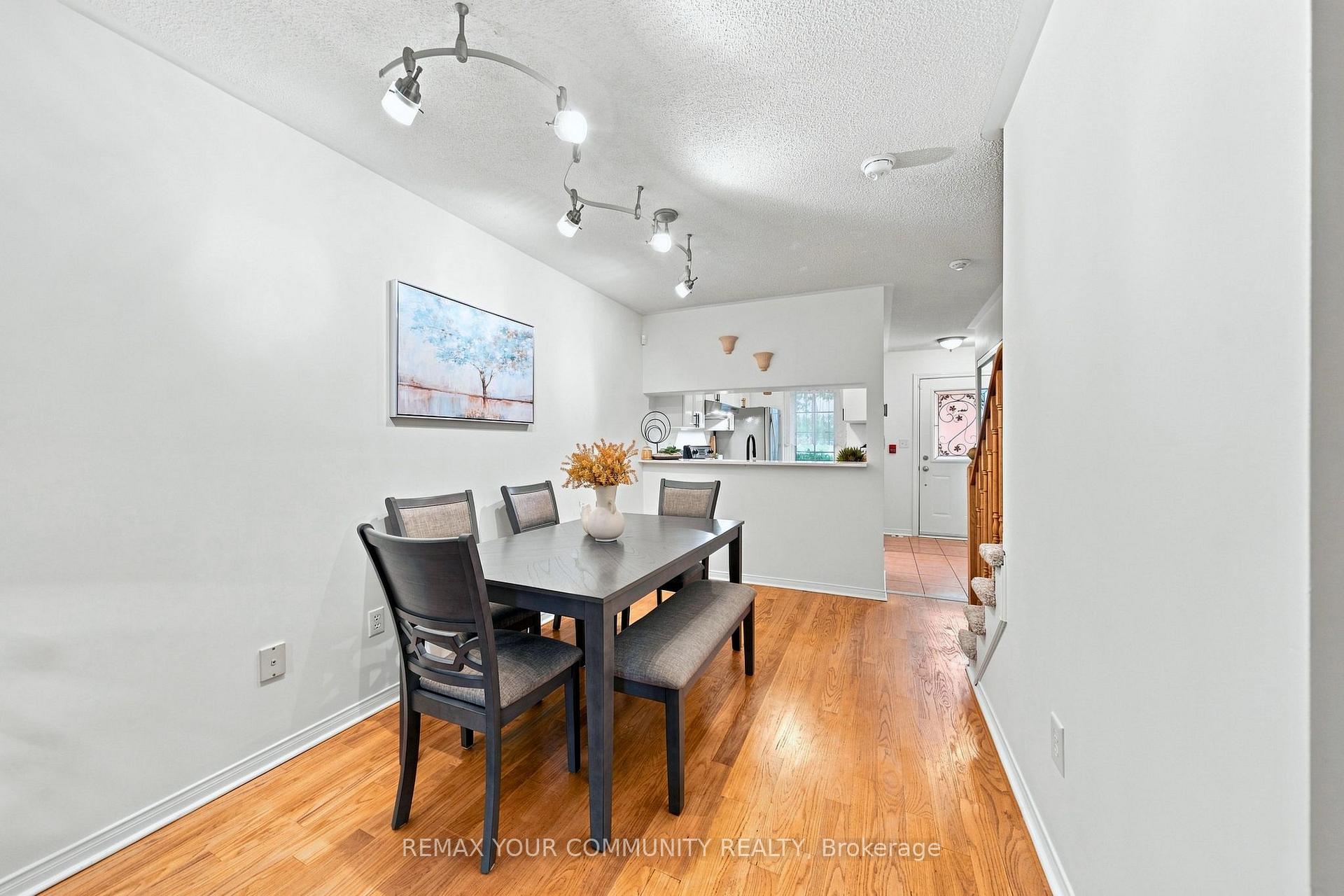 Photo 9 of Unit 11, 210 Manitoba Street, Etobicoke, Mimico — HOMEH