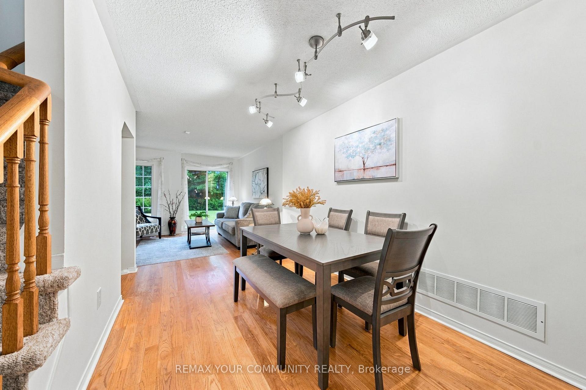 Photo 10 of Unit 11, 210 Manitoba Street, Etobicoke, Mimico — HOMEH