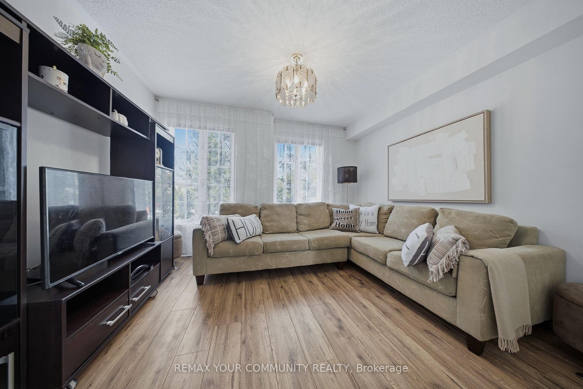 Photo 17 of Unit 11, 210 Manitoba Street, Etobicoke, Mimico — HOMEH