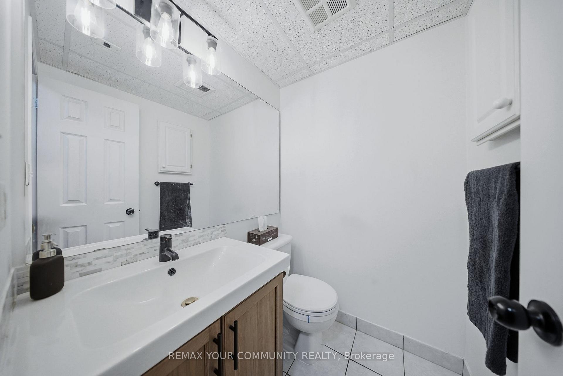 Photo 33 of Unit 11, 210 Manitoba Street, Etobicoke, Mimico — HOMEH