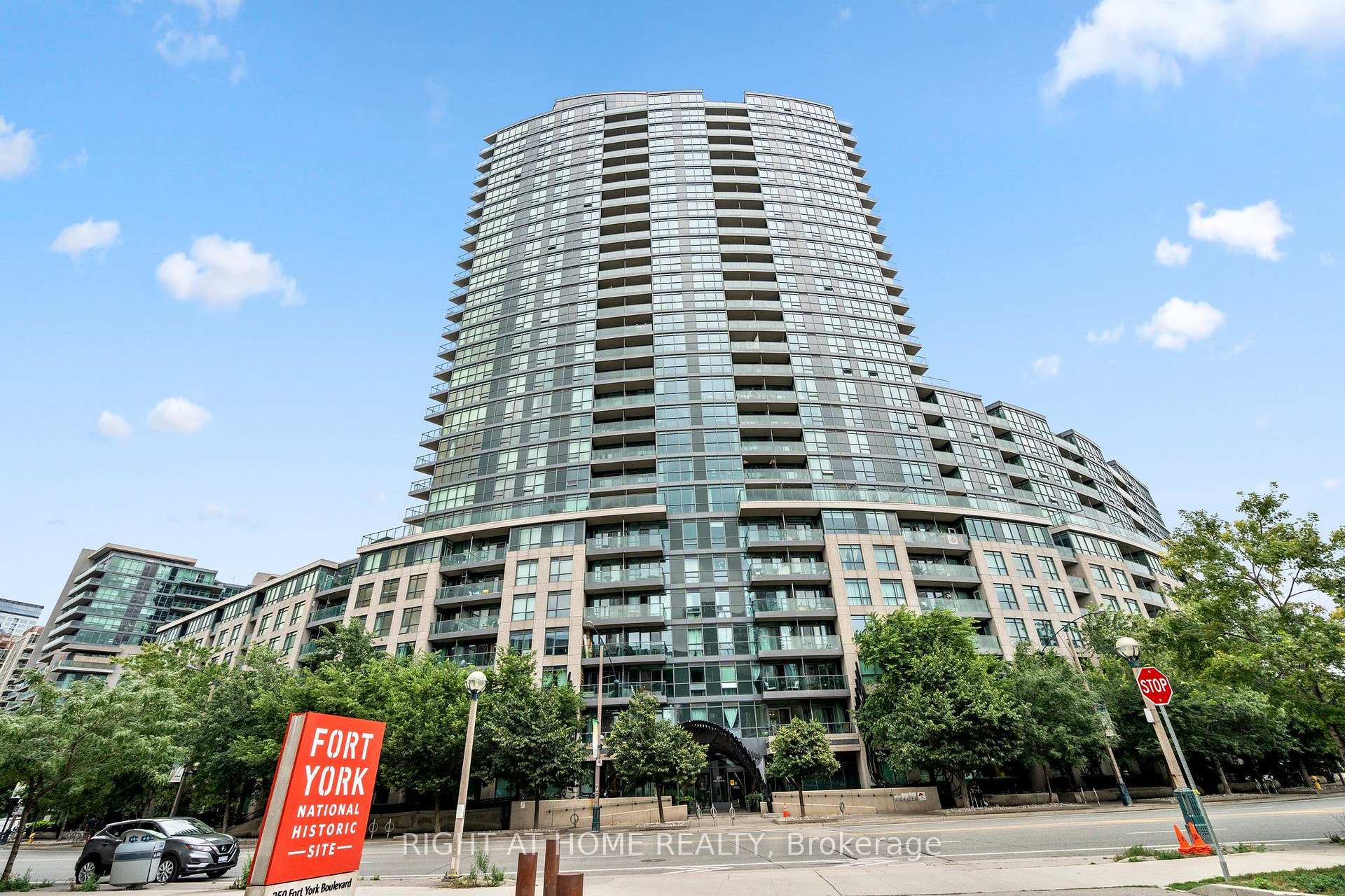 Photo of Unit 329, 231 Fort York Boulevard