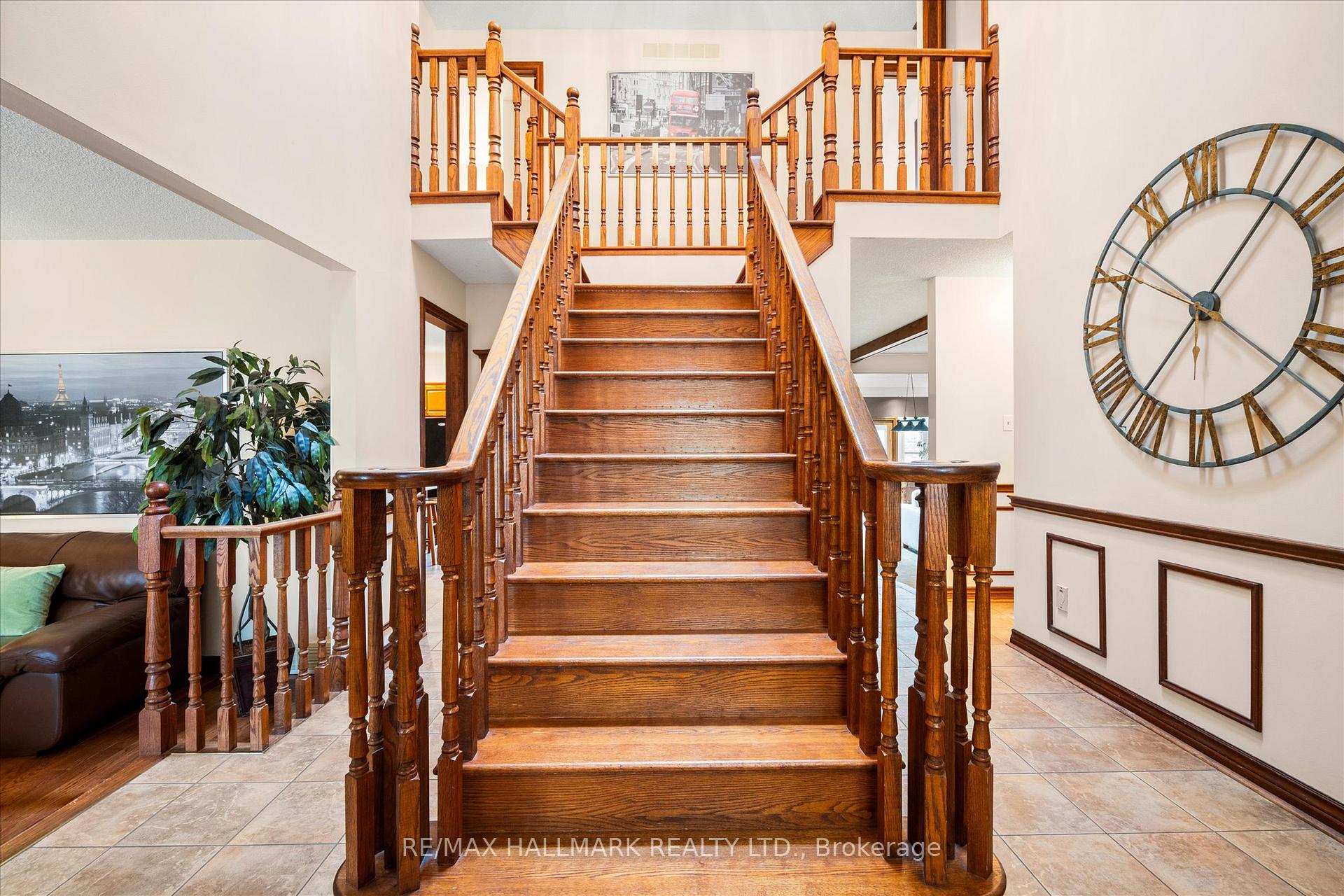 Photo 4 of 203 Jones Road, Hamilton, Stoney Creek — HOMEH