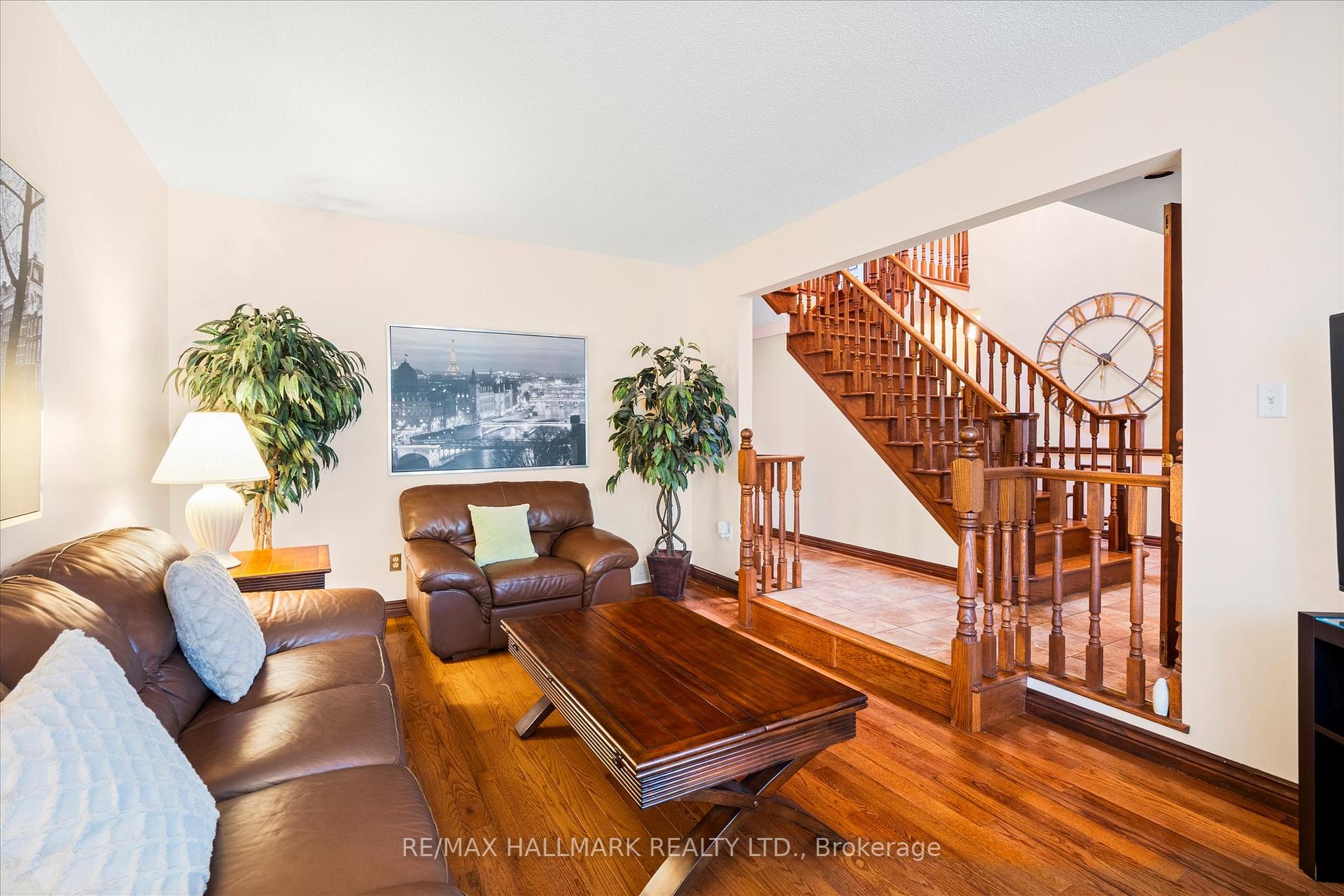 Photo 7 of 203 Jones Road, Hamilton, Stoney Creek — HOMEH