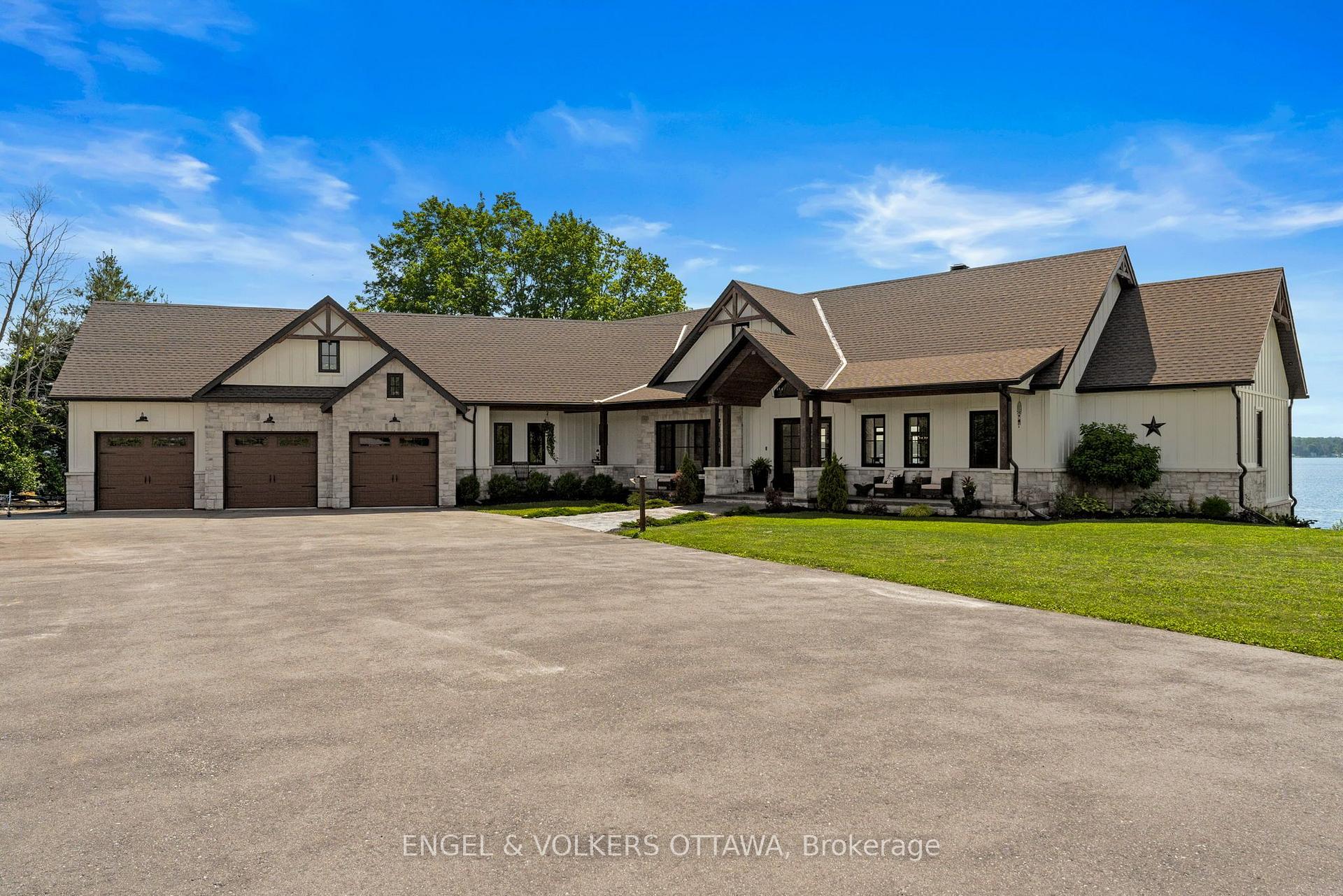 Photo 3 of 5 Shoreside Way, Augusta, Augusta Twp — HOMEH