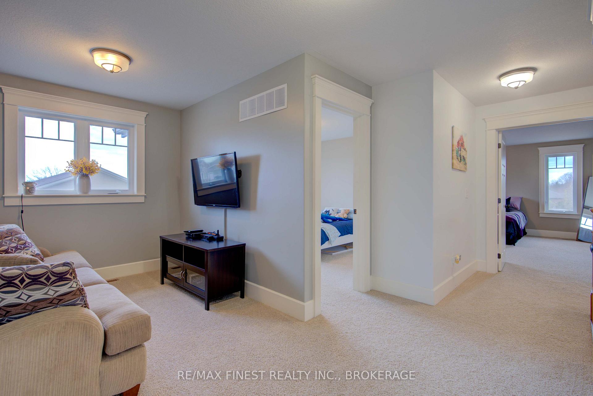 Photo 35 of 64 Tessa Boulevard, Belleville, Belleville Ward — HOMEH