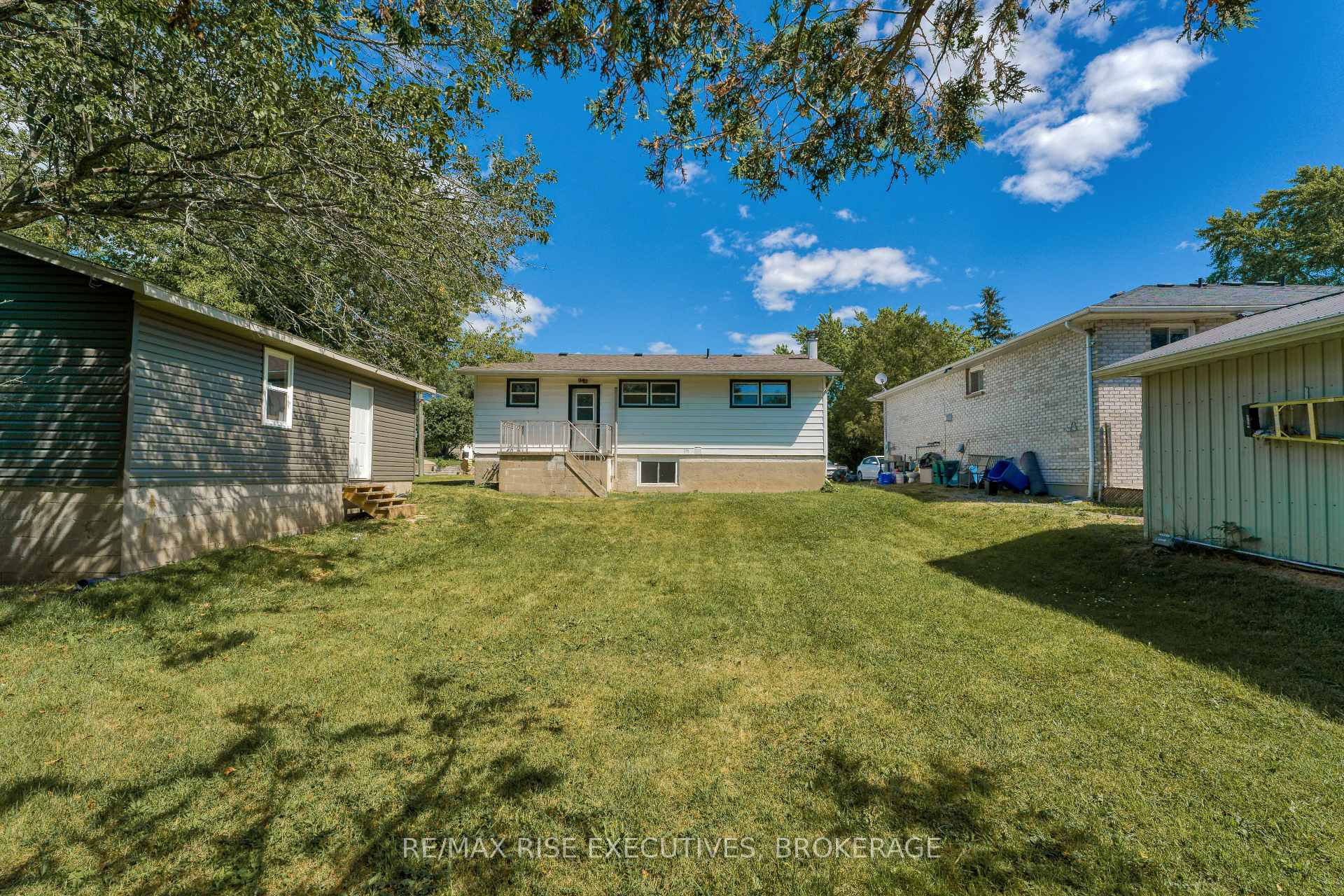 Photo 13 of Unit 2, 1640 Mary Street, Kingston, South of Taylor-Kidd Blvd — HOMEH