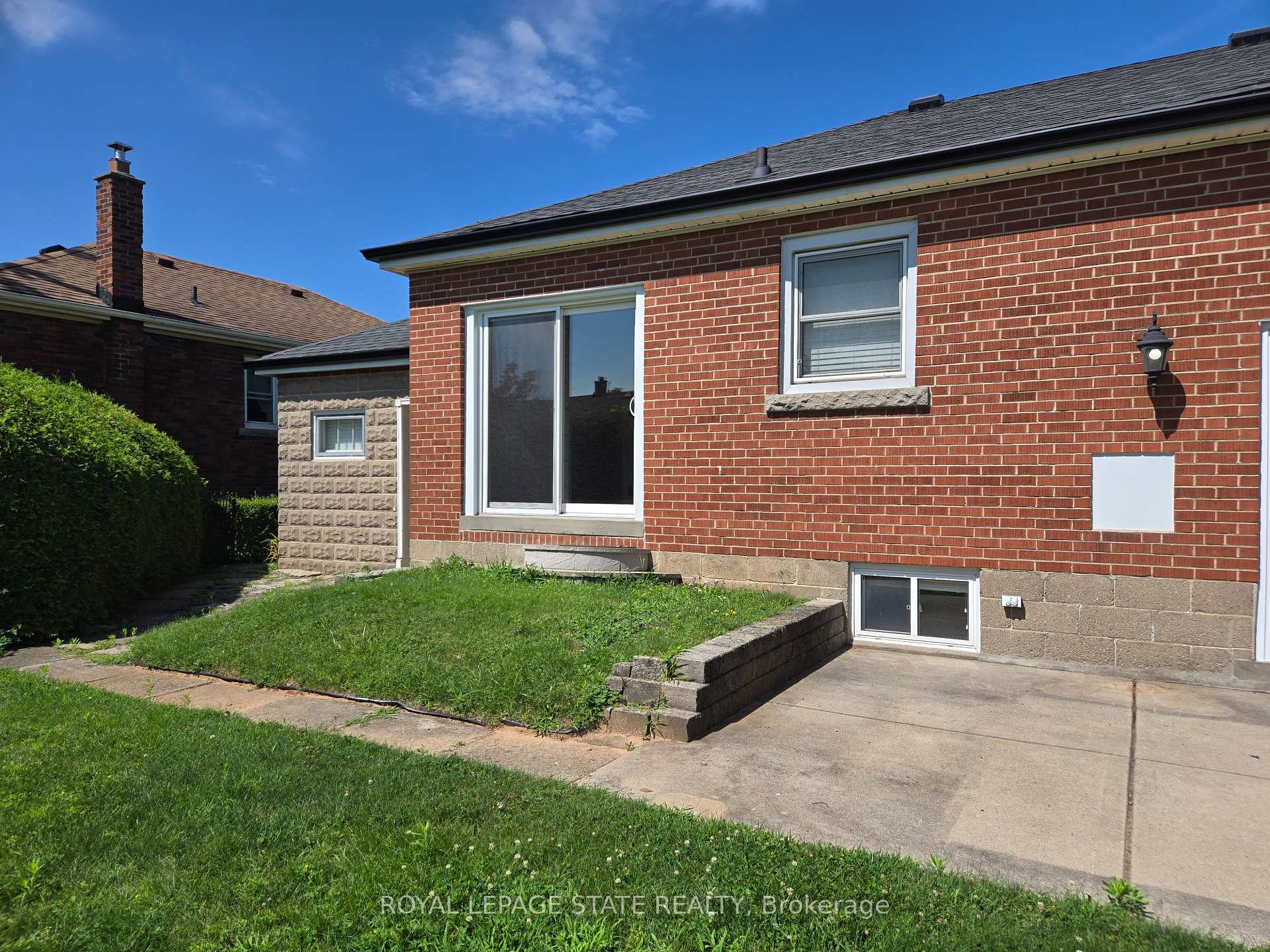 Photo 22 of 48 Mountain Avenue N, Hamilton, Stoney Creek — HOMEH