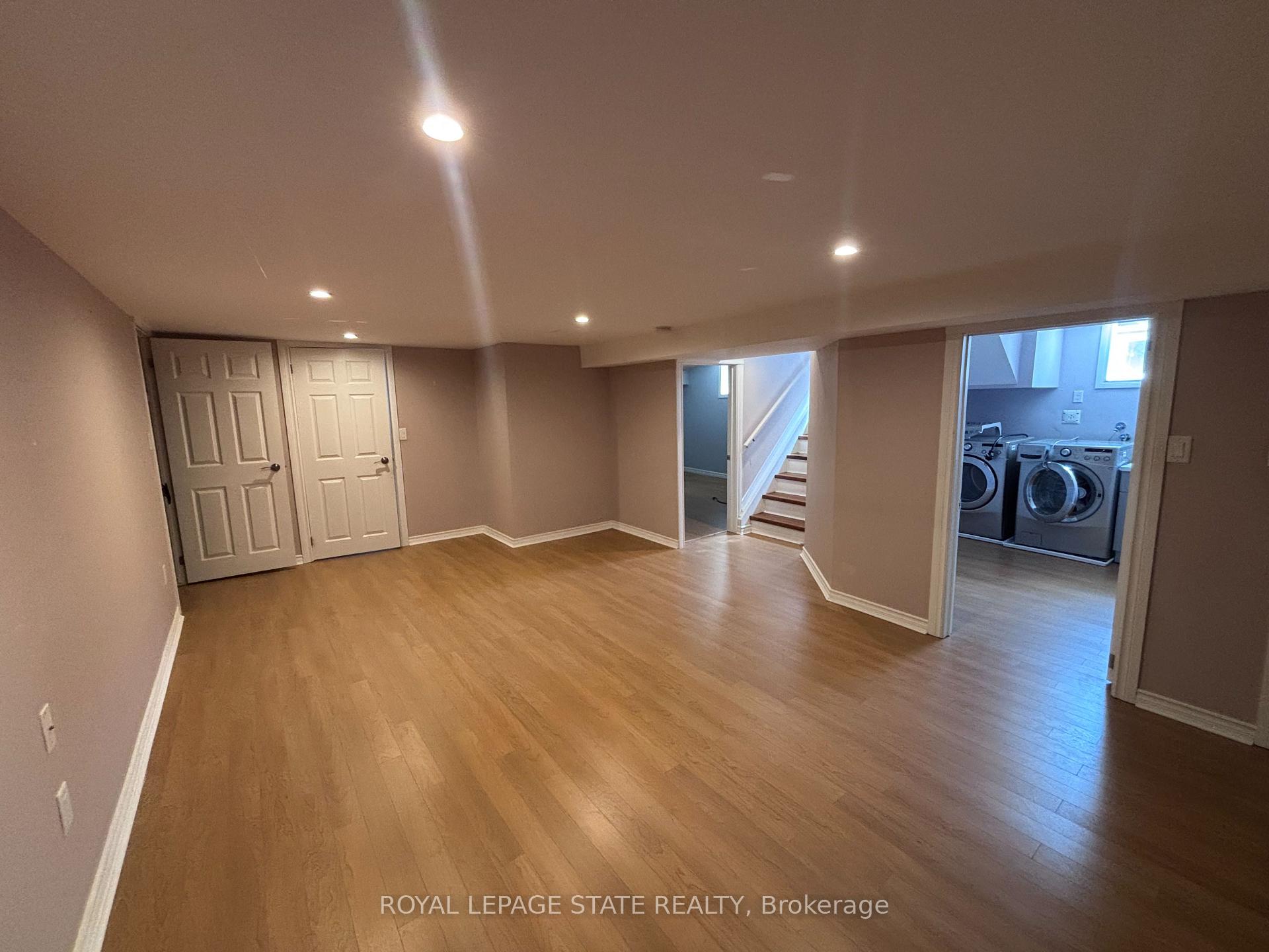 Photo 37 of 48 Mountain Avenue N, Hamilton, Stoney Creek — HOMEH