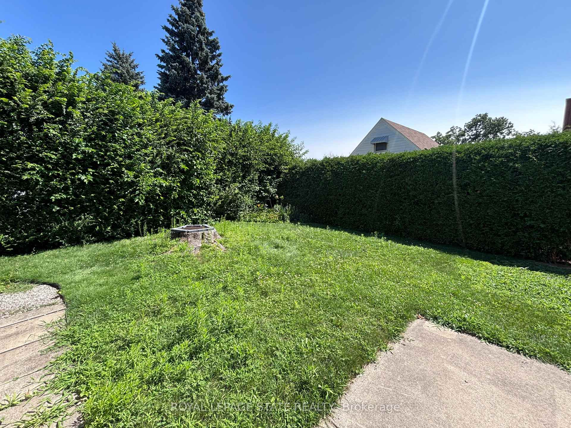 Photo 40 of 48 Mountain Avenue N, Hamilton, Stoney Creek — HOMEH