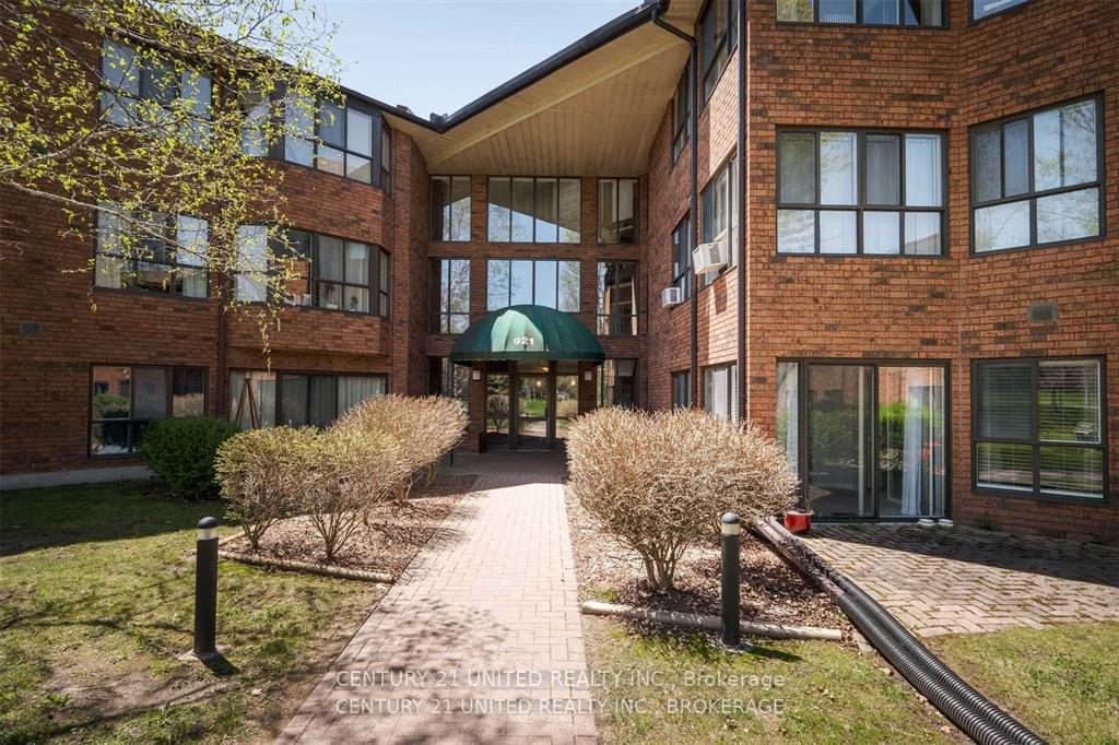 Front of Unit 114, 921 Armour Road