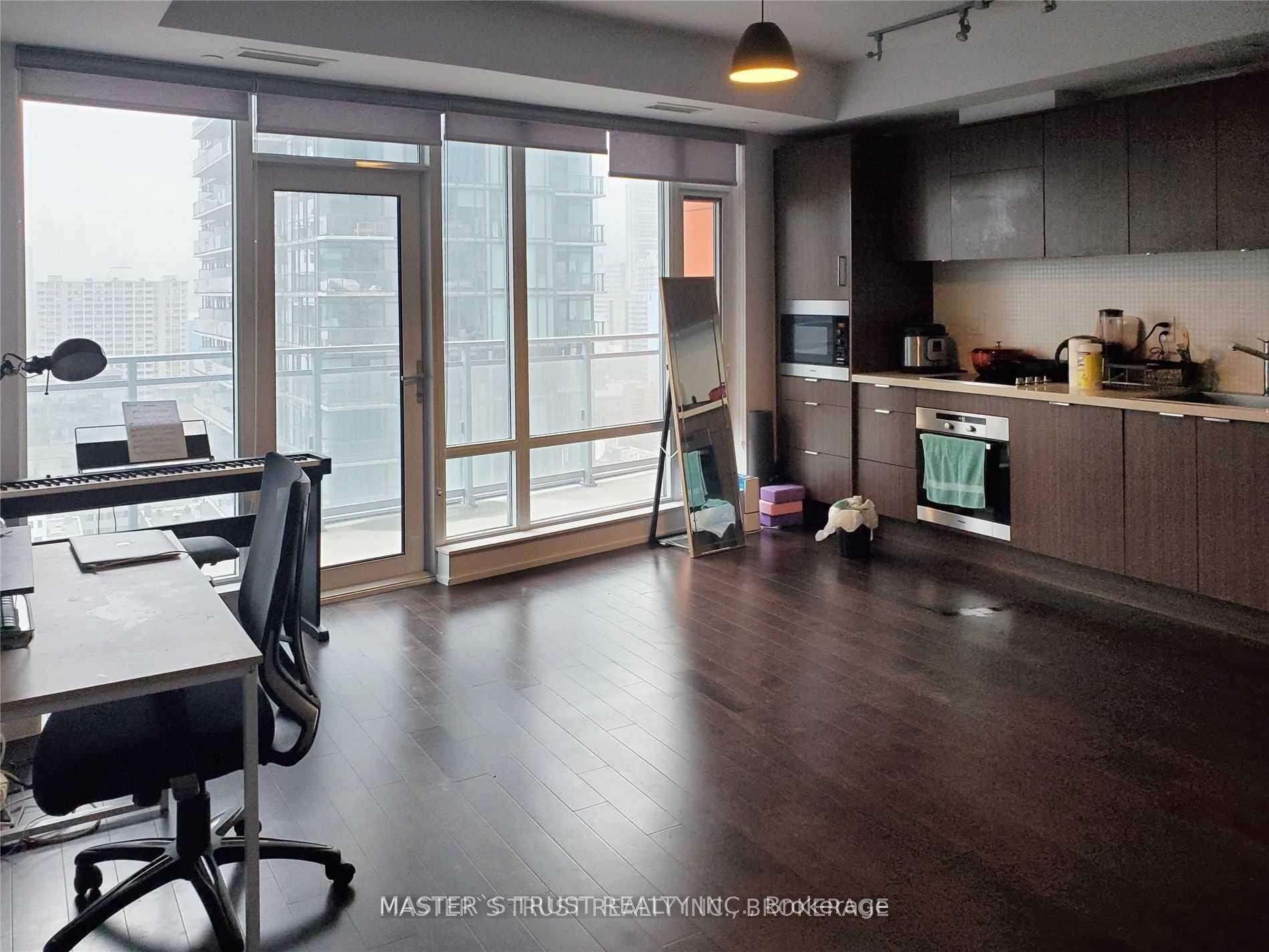 Photo 3 of Unit 2005, 21 Widmer Street, Toronto, Waterfront Communities — HOMEH