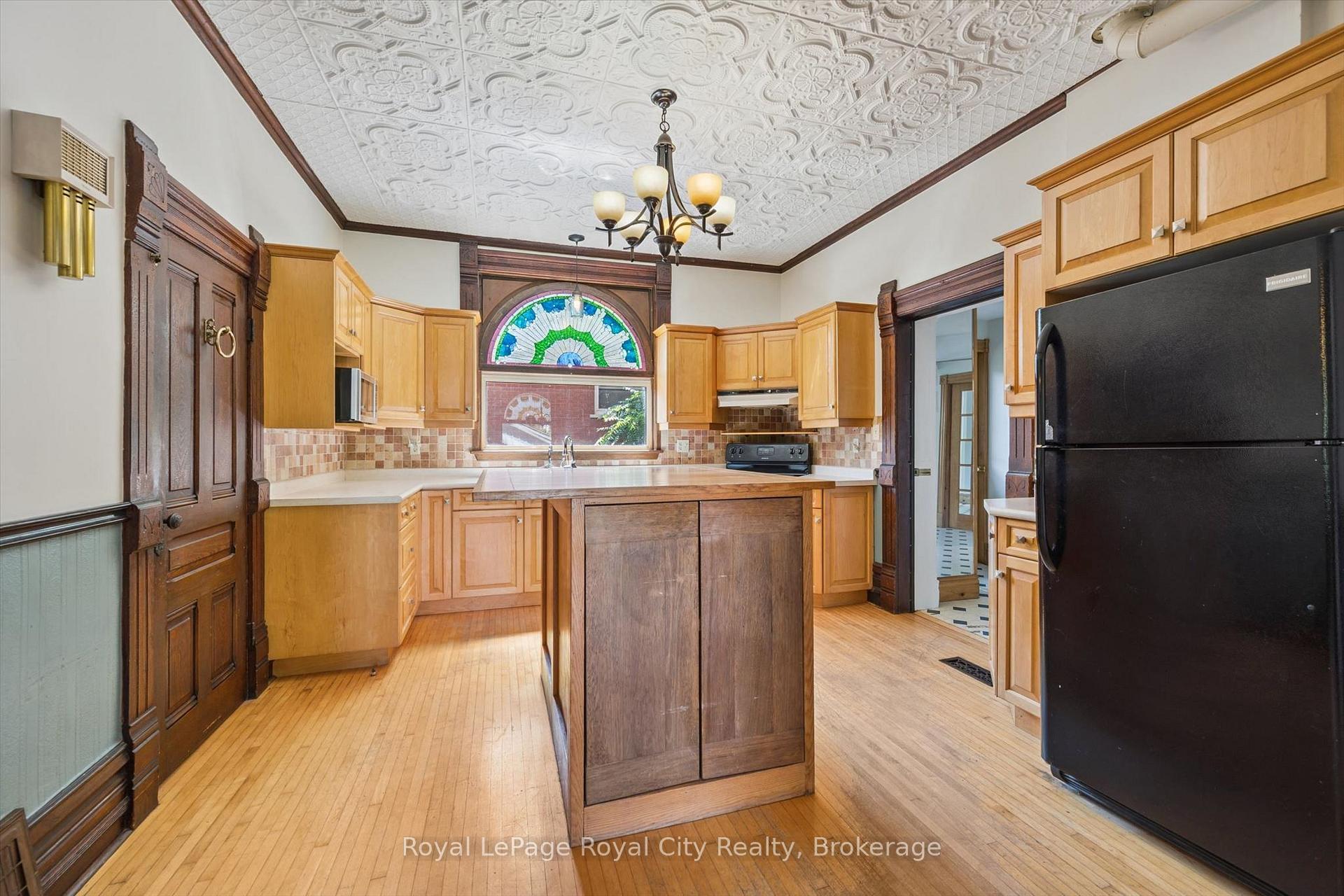 Photo 9 of 5 West Street, Perth East, Milverton — HOMEH