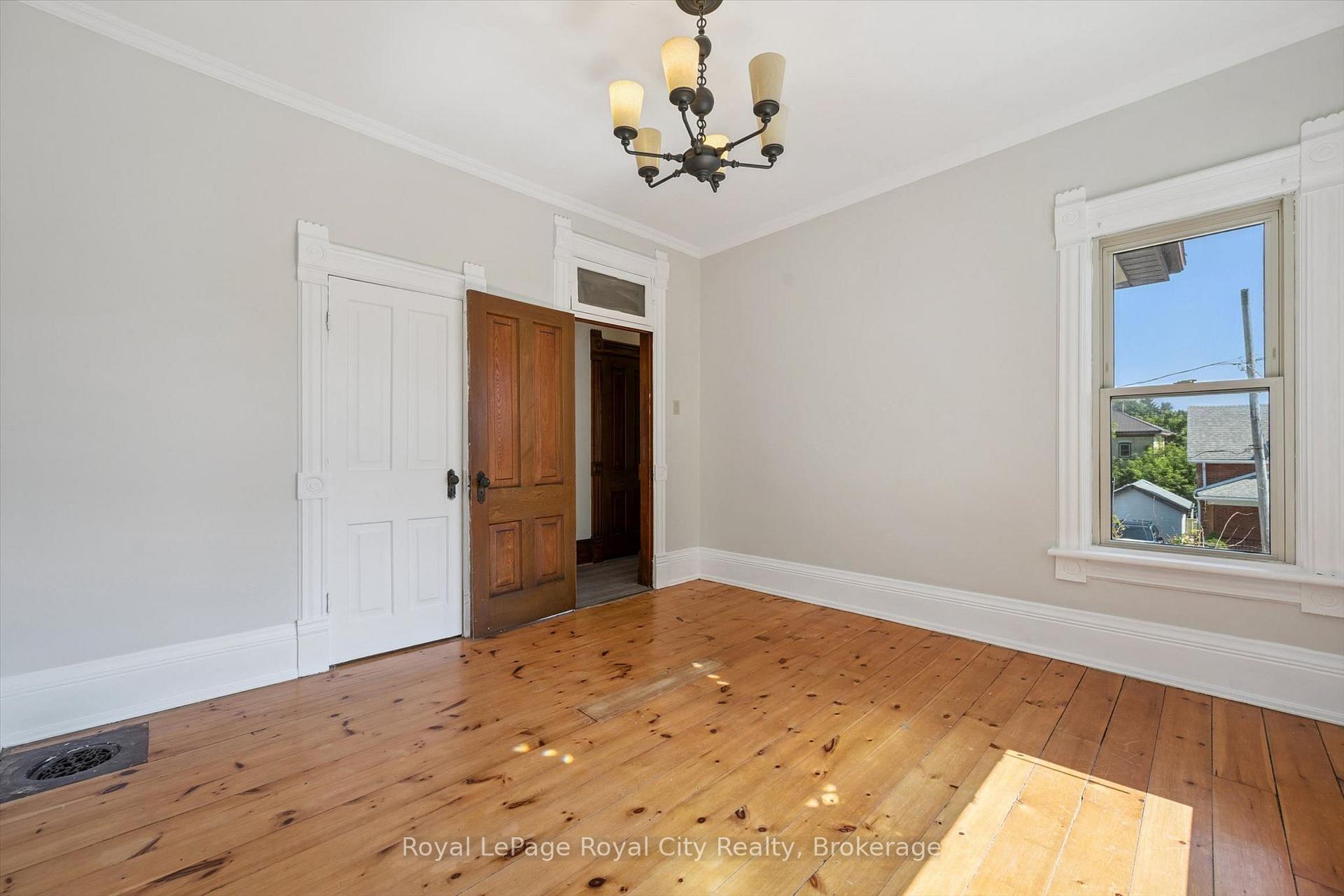 Photo 21 of 5 West Street, Perth East, Milverton — HOMEH