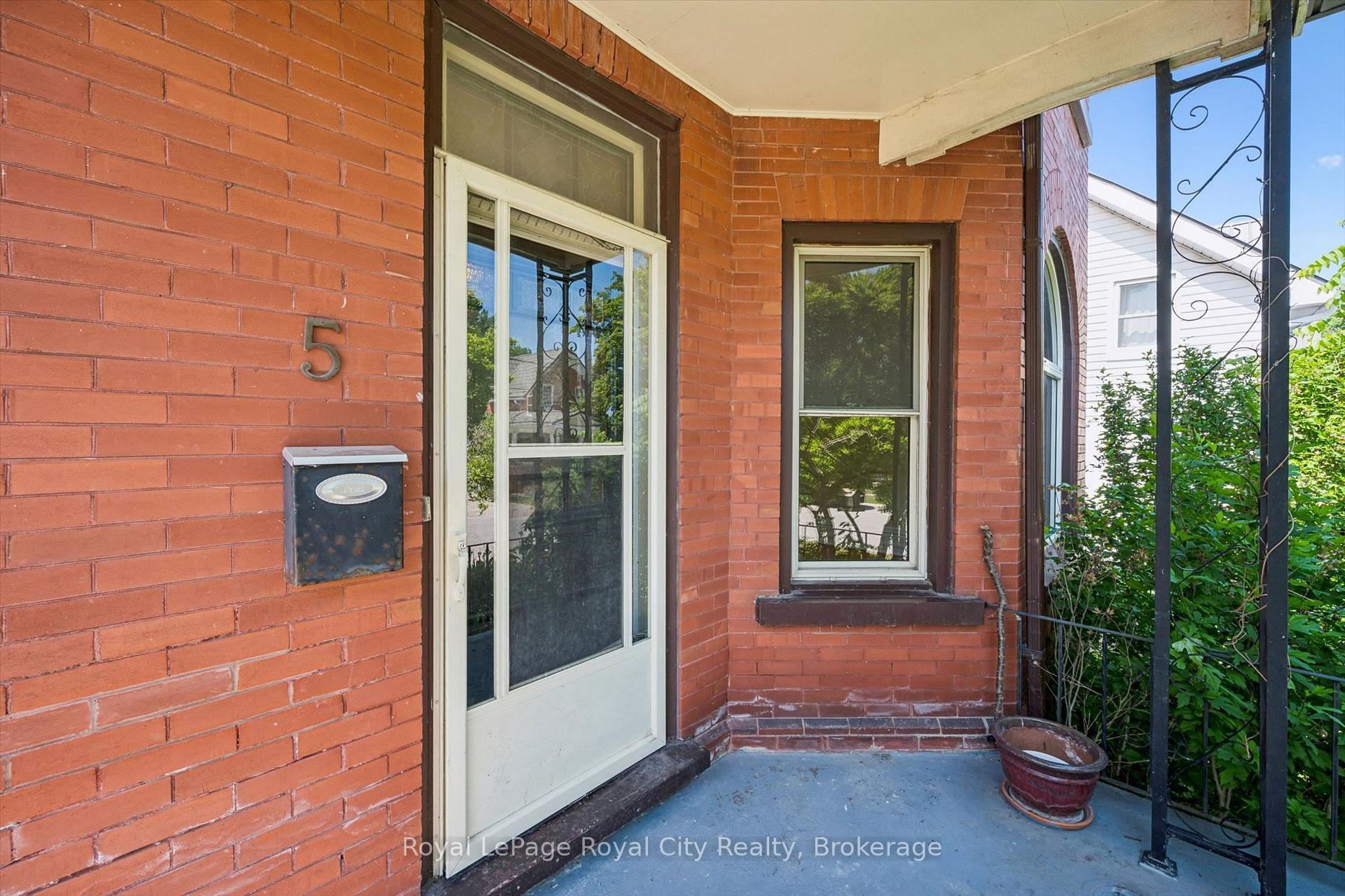 Photo 26 of 5 West Street, Perth East, Milverton — HOMEH