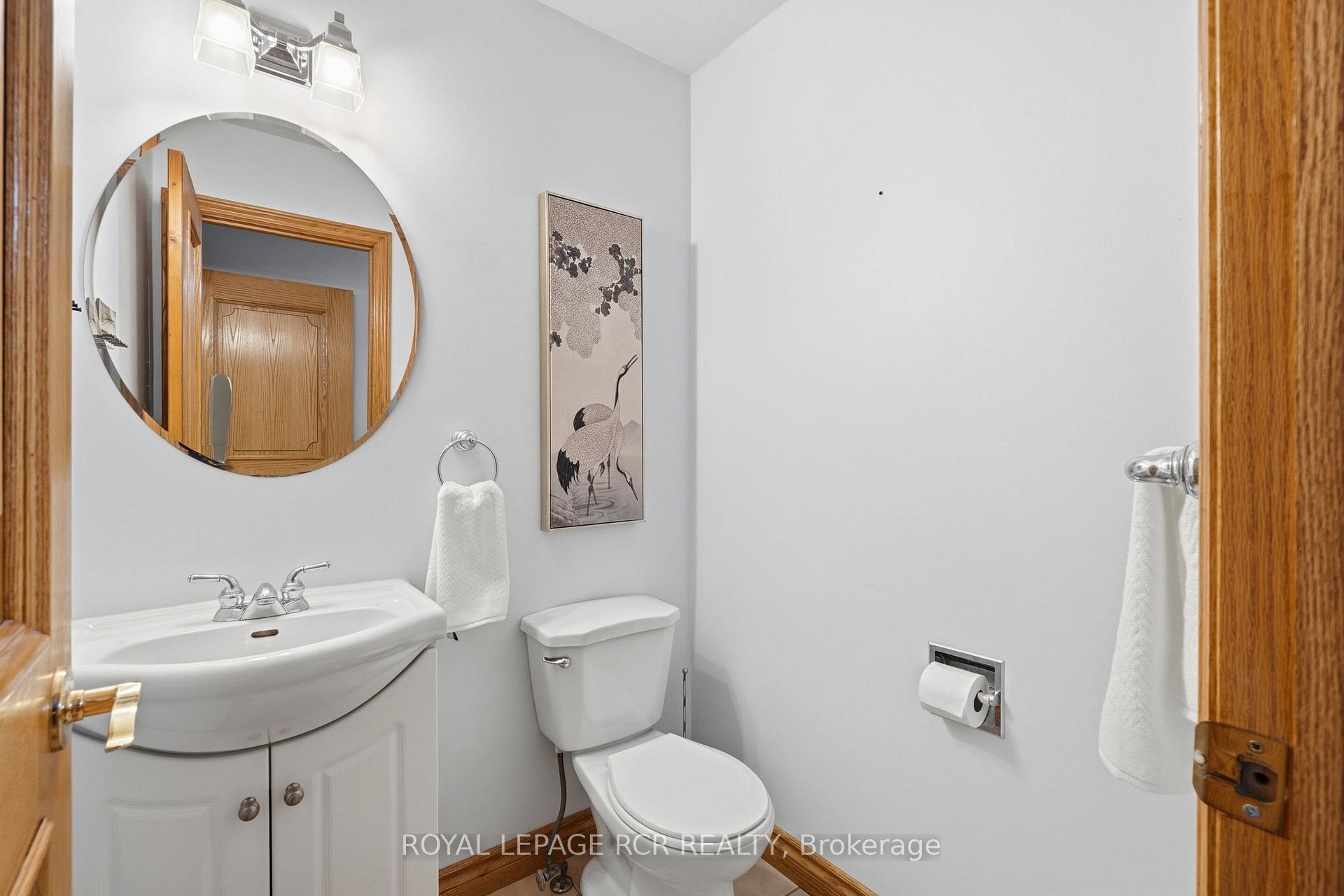 Photo 16 of 9 Doepath Way, Caledon, Bolton West — HOMEH