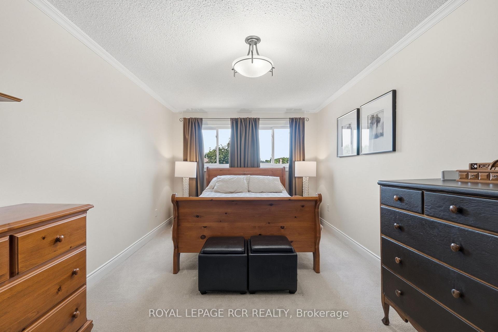 Photo 20 of 9 Doepath Way, Caledon, Bolton West — HOMEH