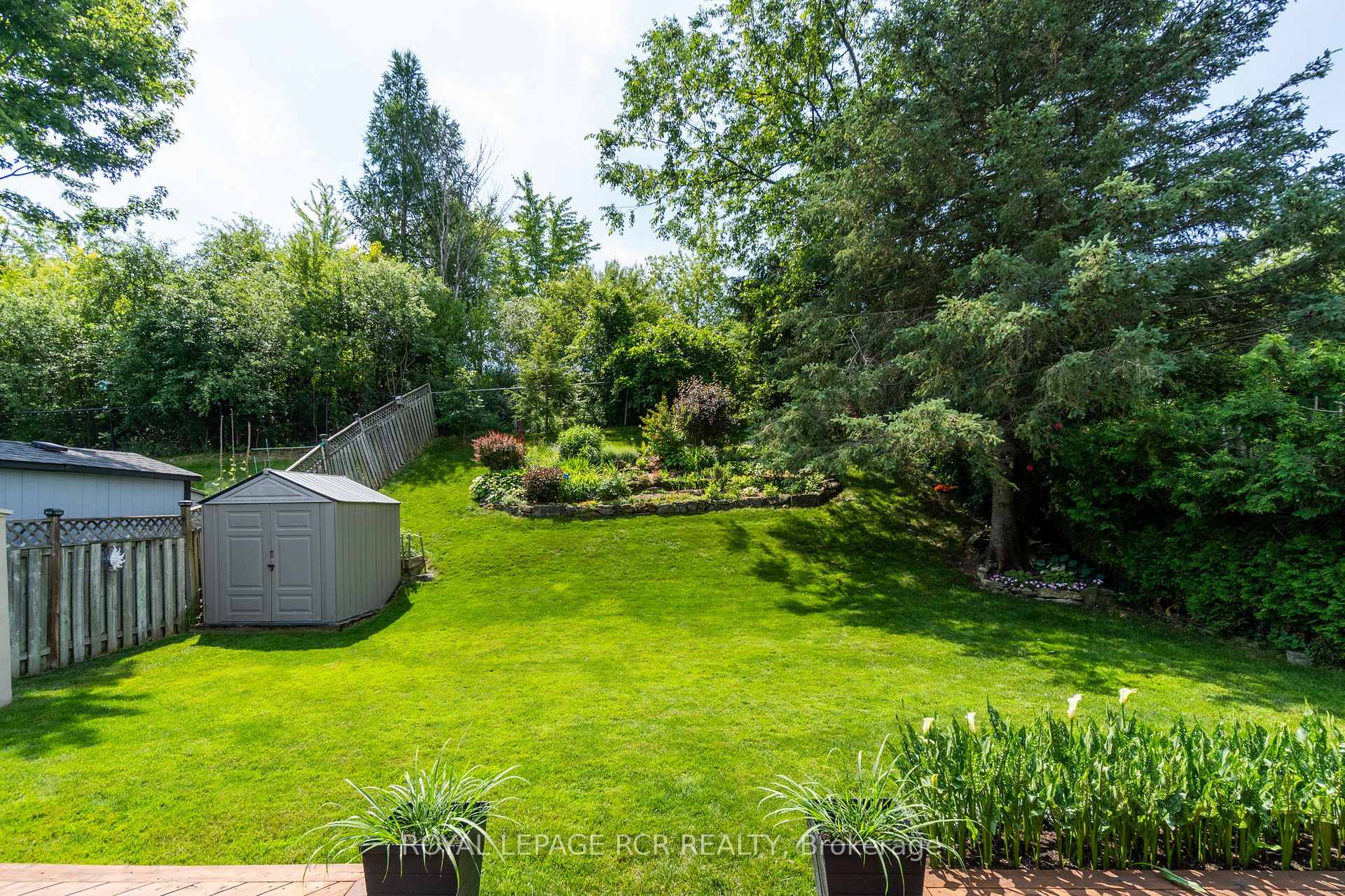 Photo 35 of 9 Doepath Way, Caledon, Bolton West — HOMEH
