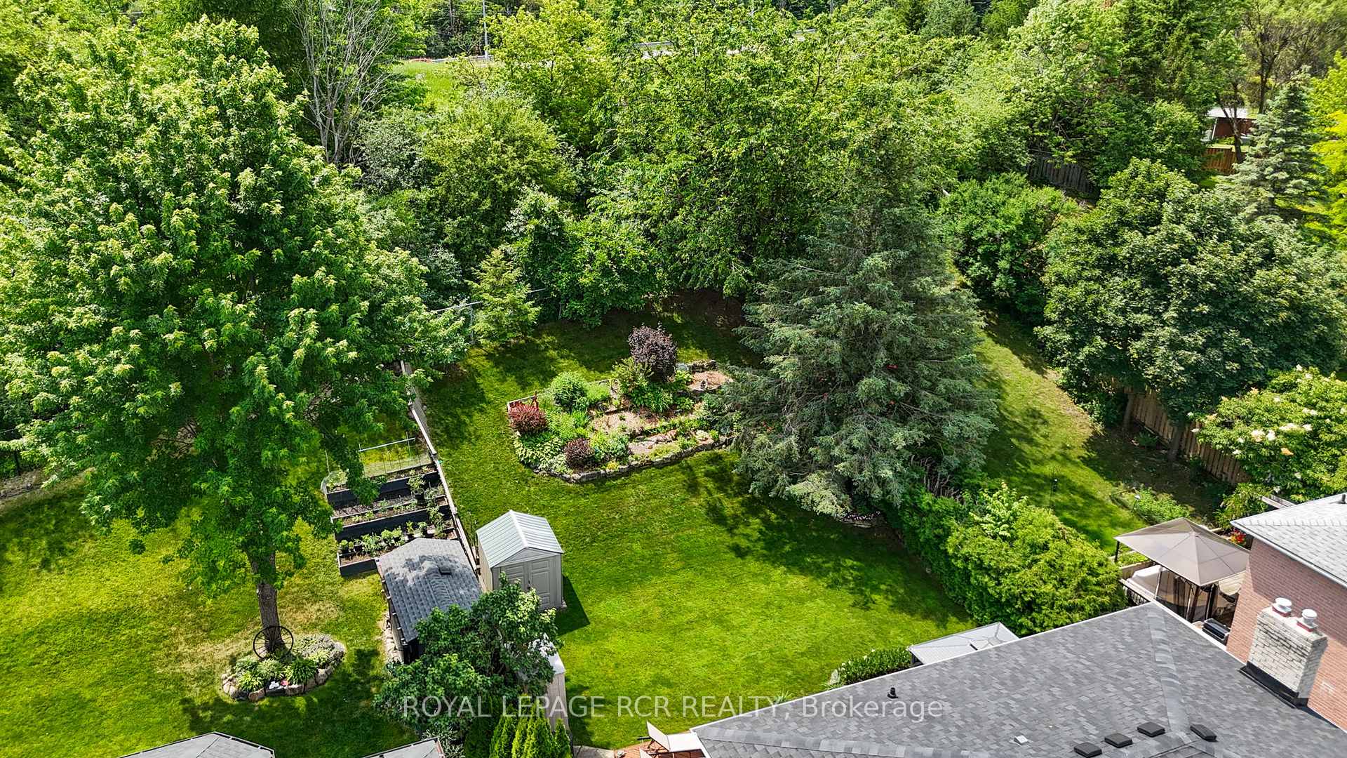 Photo 36 of 9 Doepath Way, Caledon, Bolton West — HOMEH