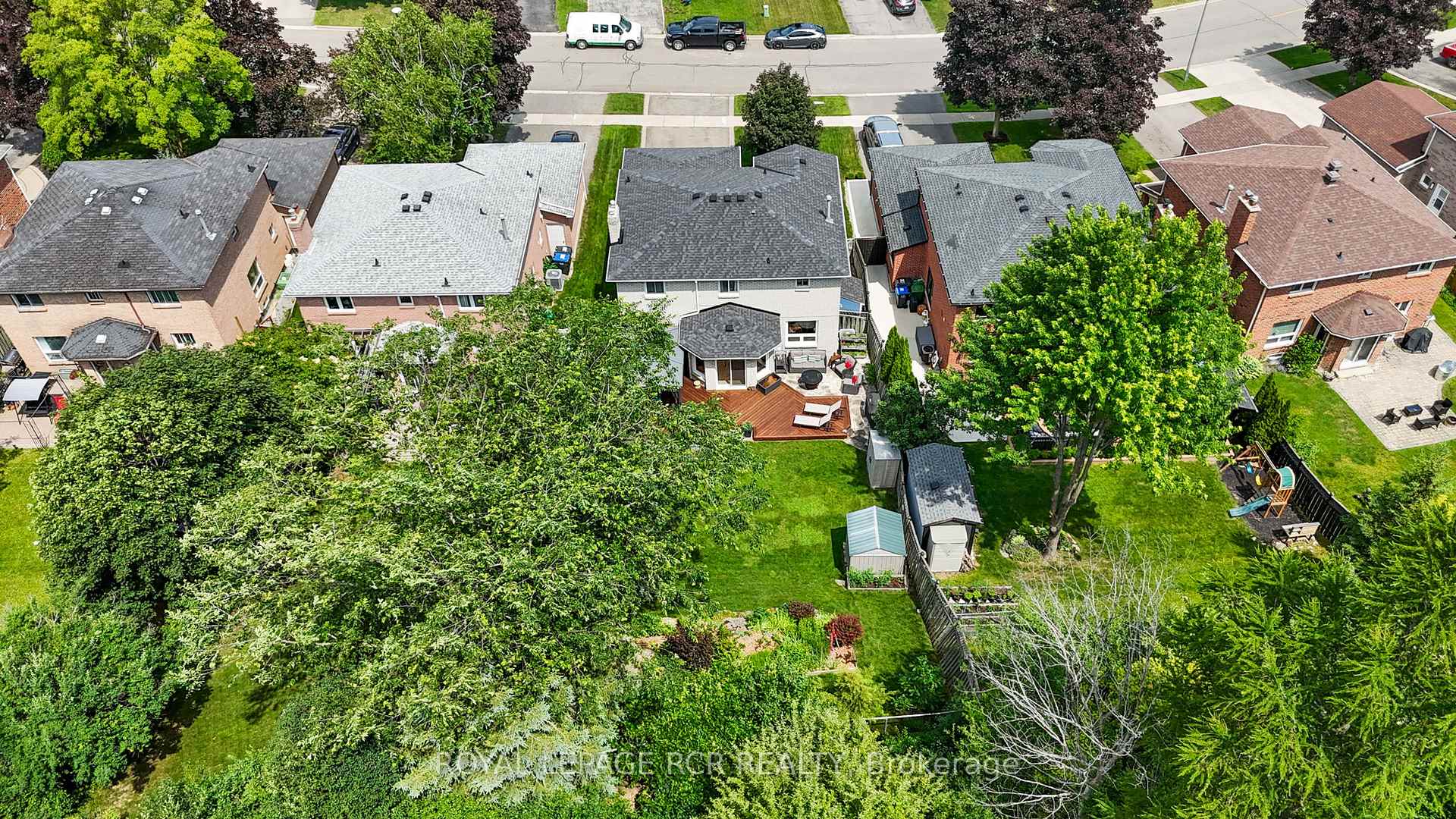 Photo 38 of 9 Doepath Way, Caledon, Bolton West — HOMEH