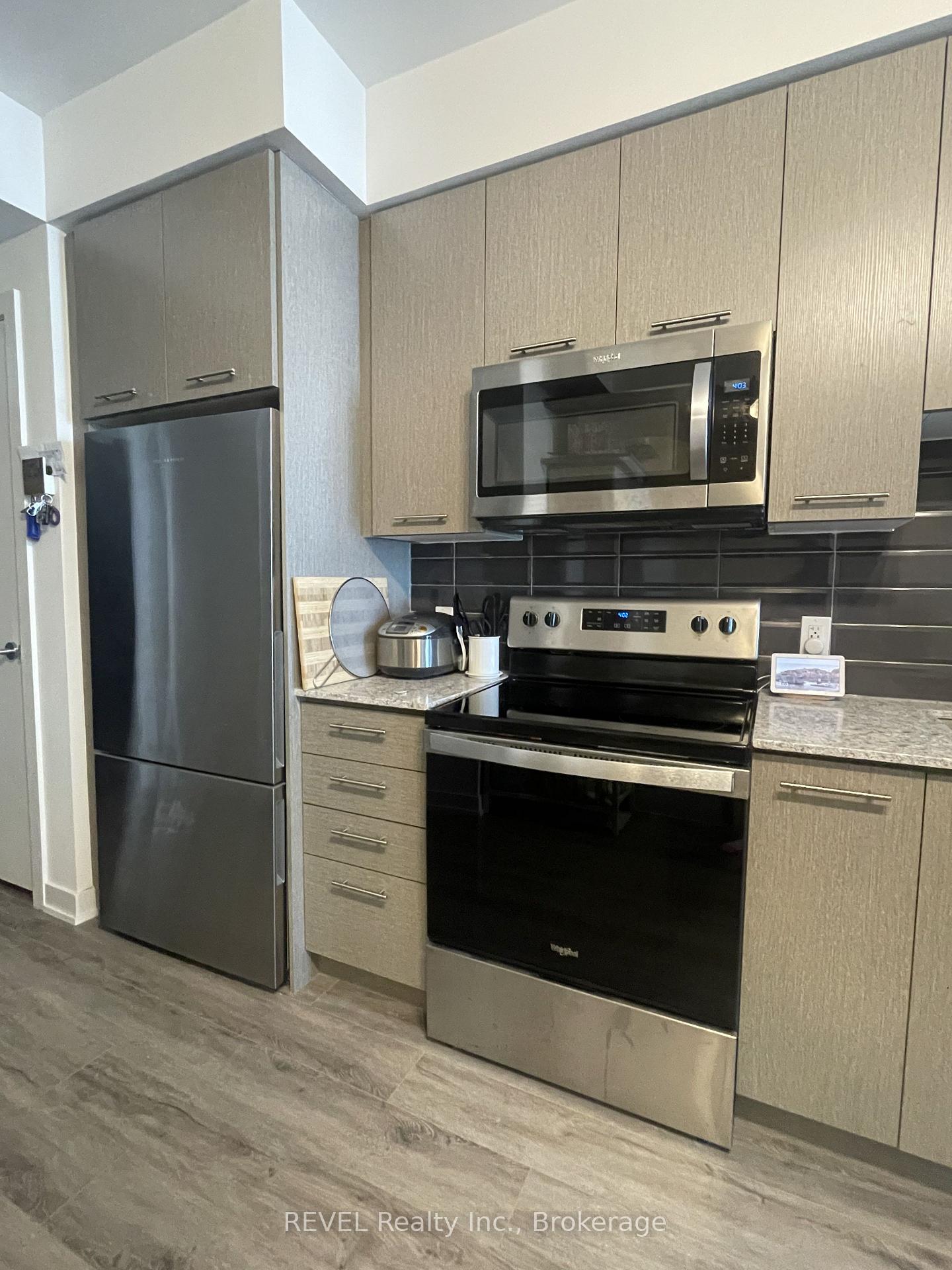 Photo 8 of Unit 1010, 385 Winston Road, Grimsby, Grimsby Beach — HOMEH