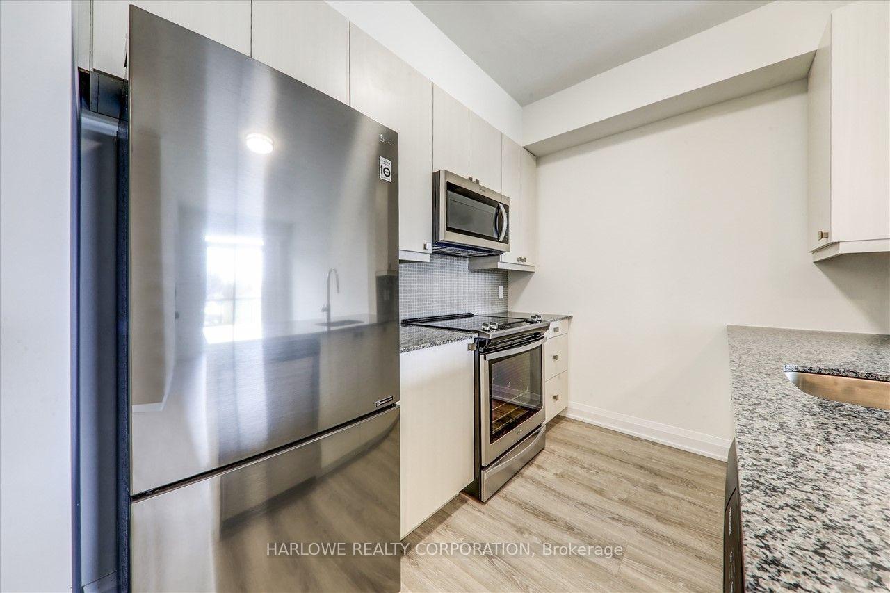 Photo 10 of Unit 302, 3655 Kingston Road, Scarborough, Scarborough Village — HOMEH