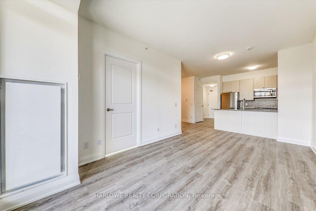 Photo 18 of Unit 302, 3655 Kingston Road, Scarborough, Scarborough Village — HOMEH