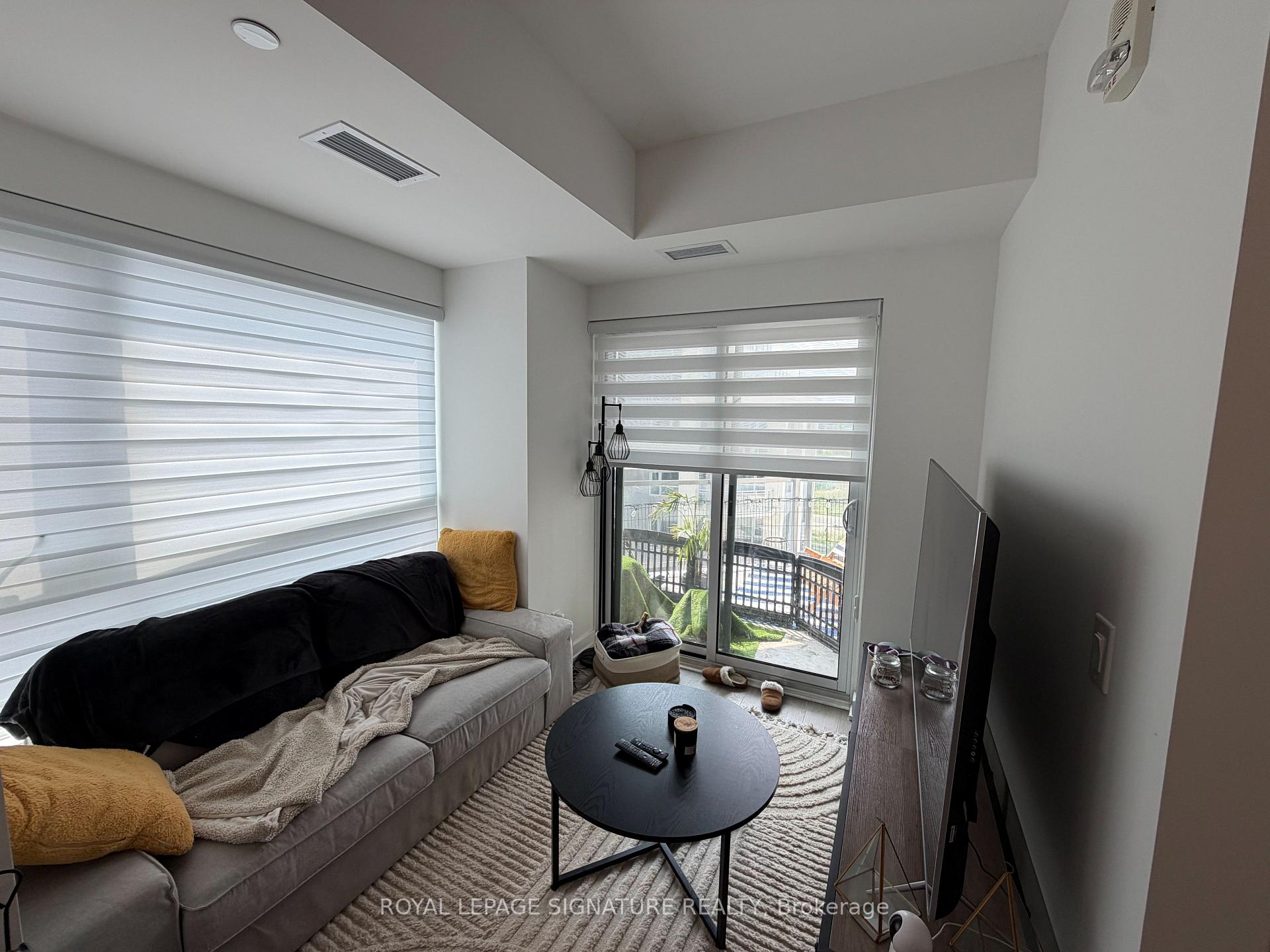 Photo 7 of Unit 810, 56 Lakeside Terrace, Barrie, Little Lake — HOMEH