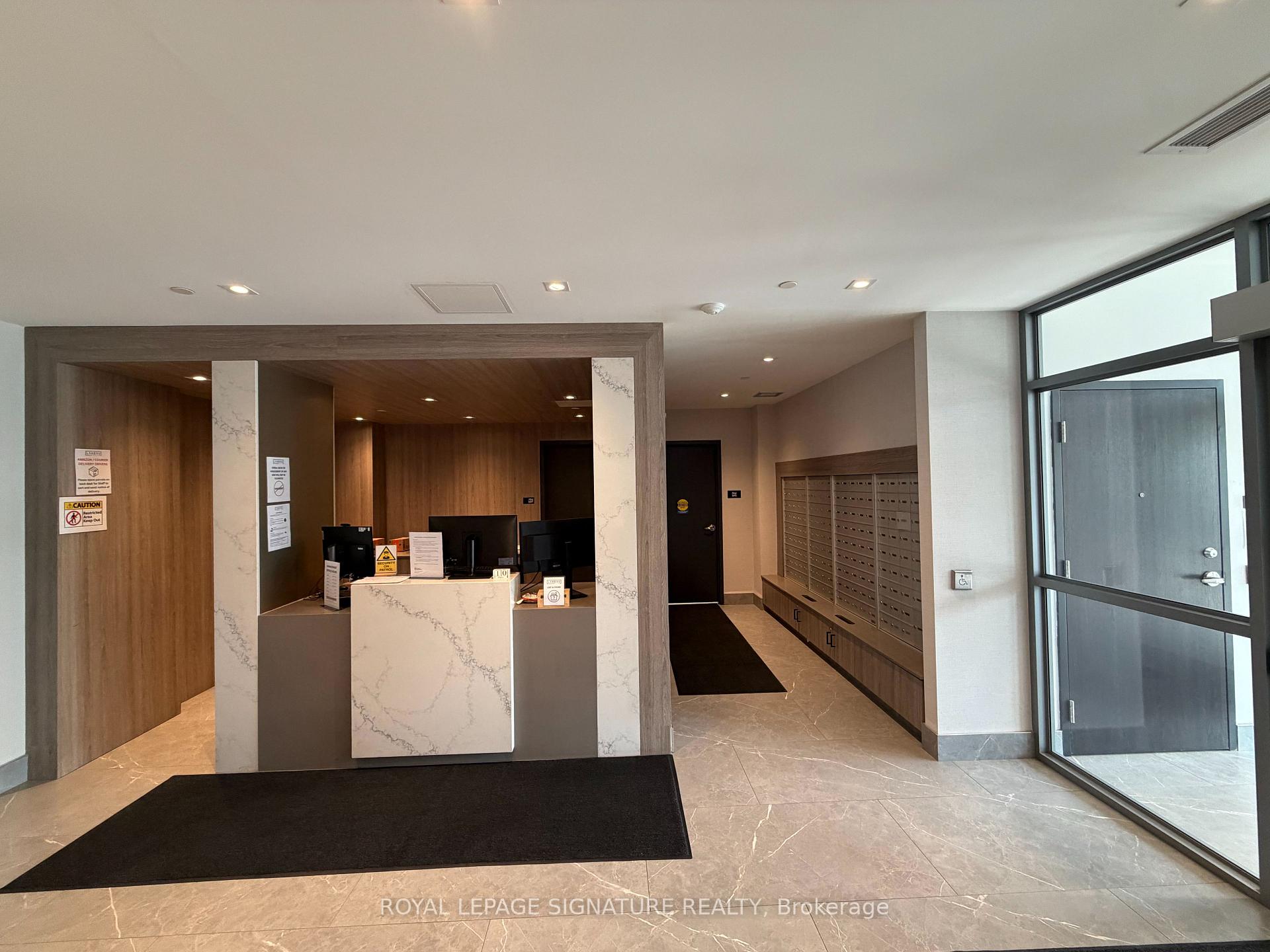 Photo 17 of Unit 810, 56 Lakeside Terrace, Barrie, Little Lake — HOMEH